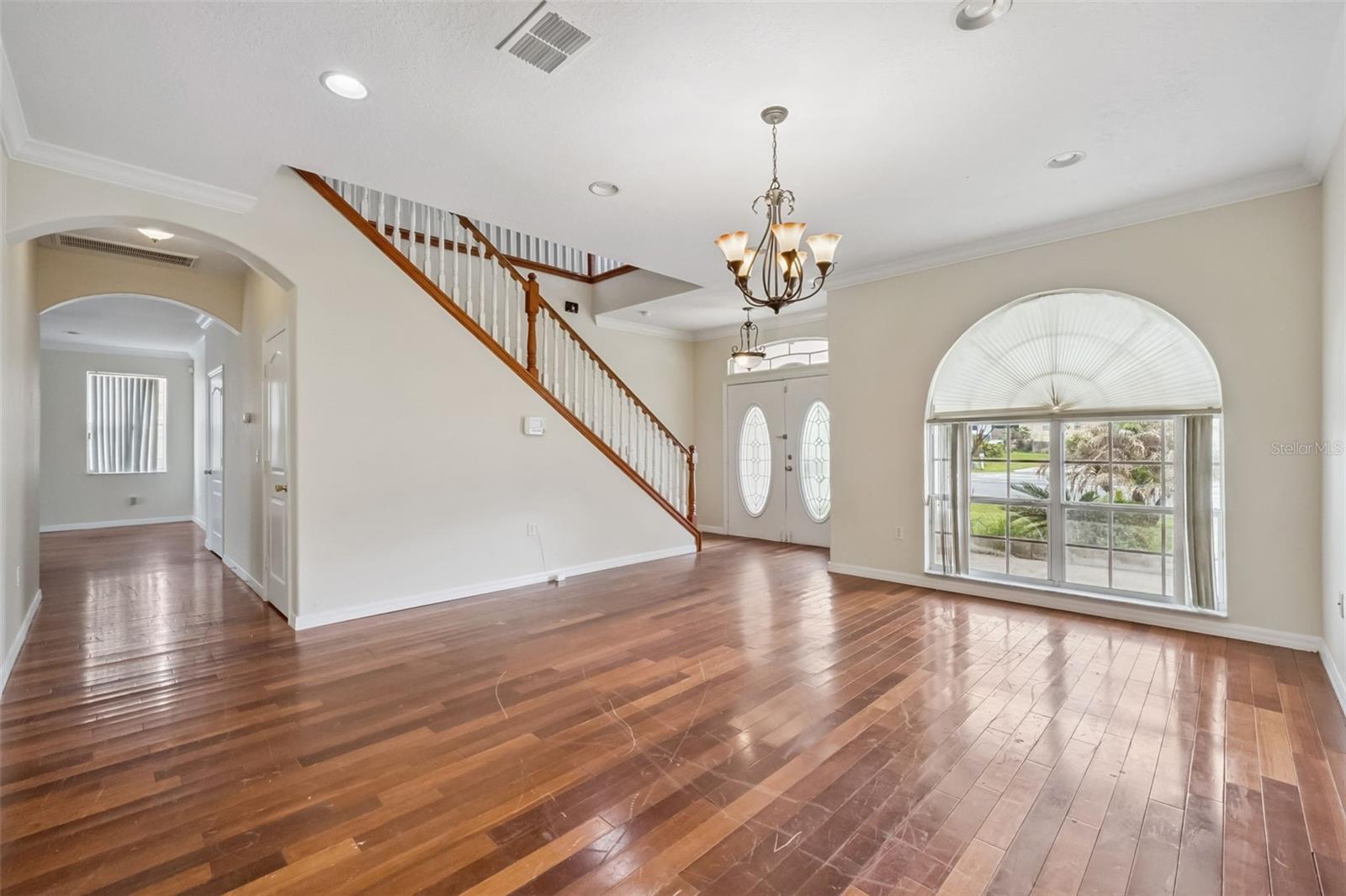 106 CASTLEFORD WAY, KISSIMMEE, FL — photo 3