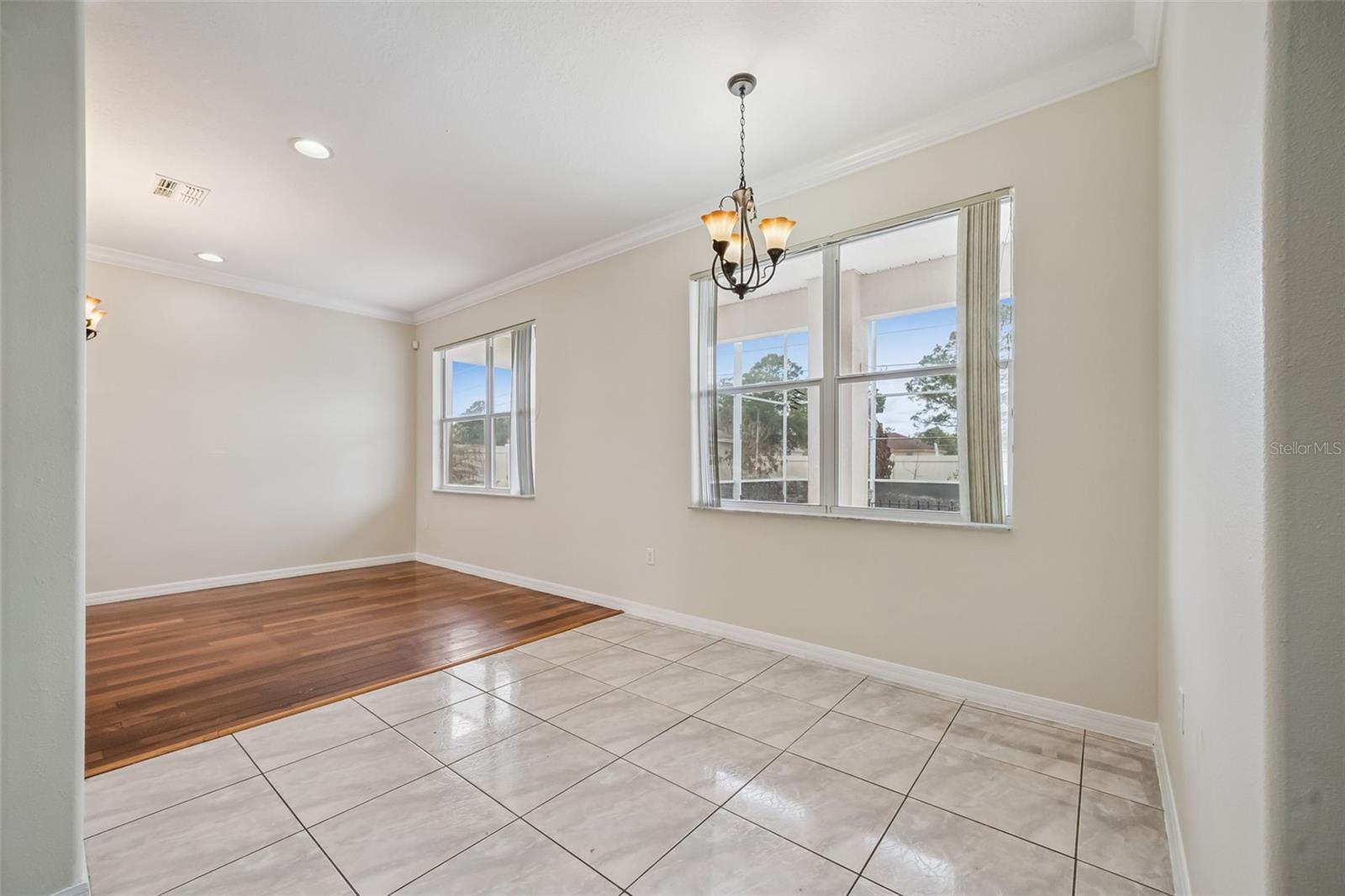 106 CASTLEFORD WAY, KISSIMMEE, FL — photo 4