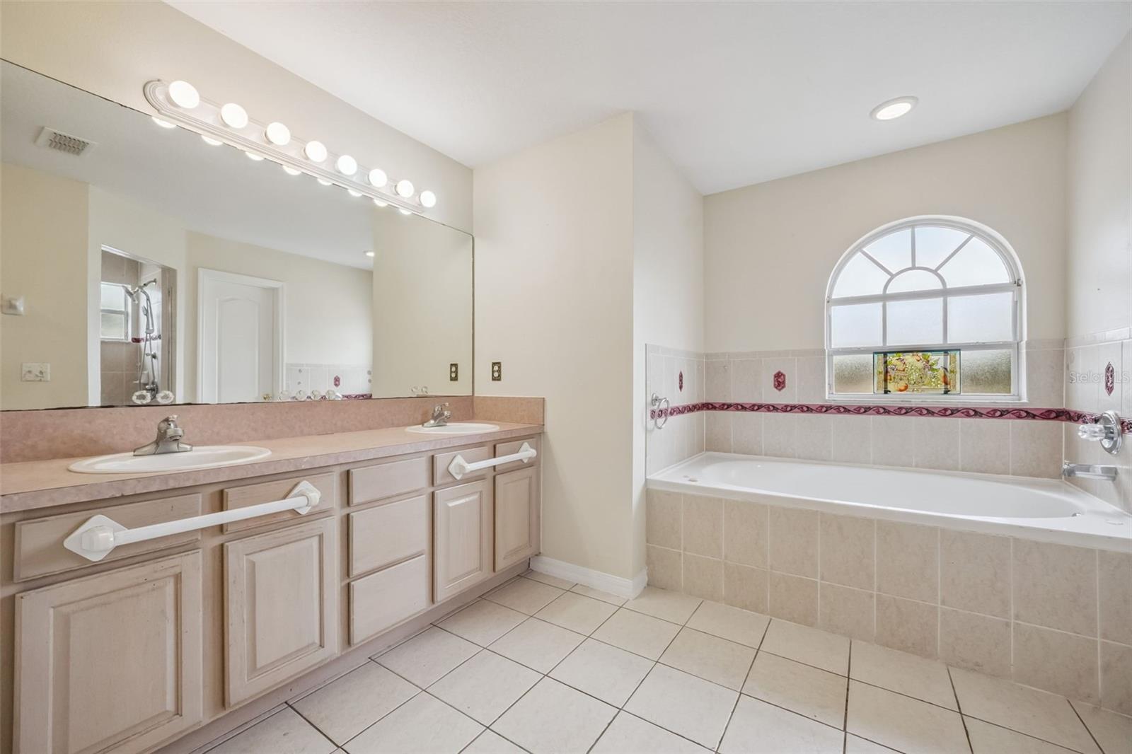 106 CASTLEFORD WAY, KISSIMMEE, FL — photo 24
