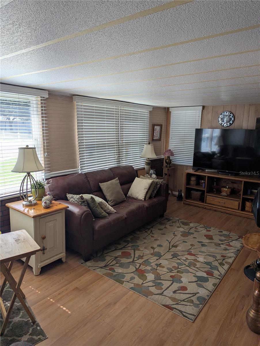 34214 CANAL DR N, PINELLAS PARK, FL — photo 2