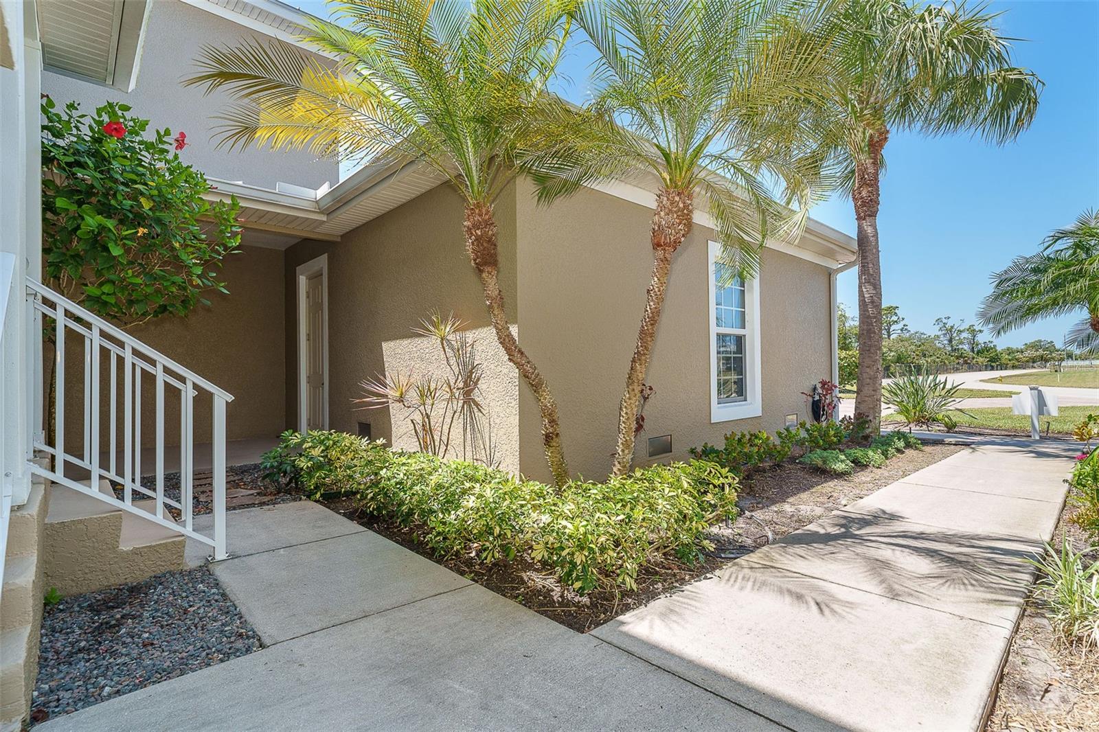 10700 LEMON CREEK LOOP #103, ENGLEWOOD, FL — photo 5