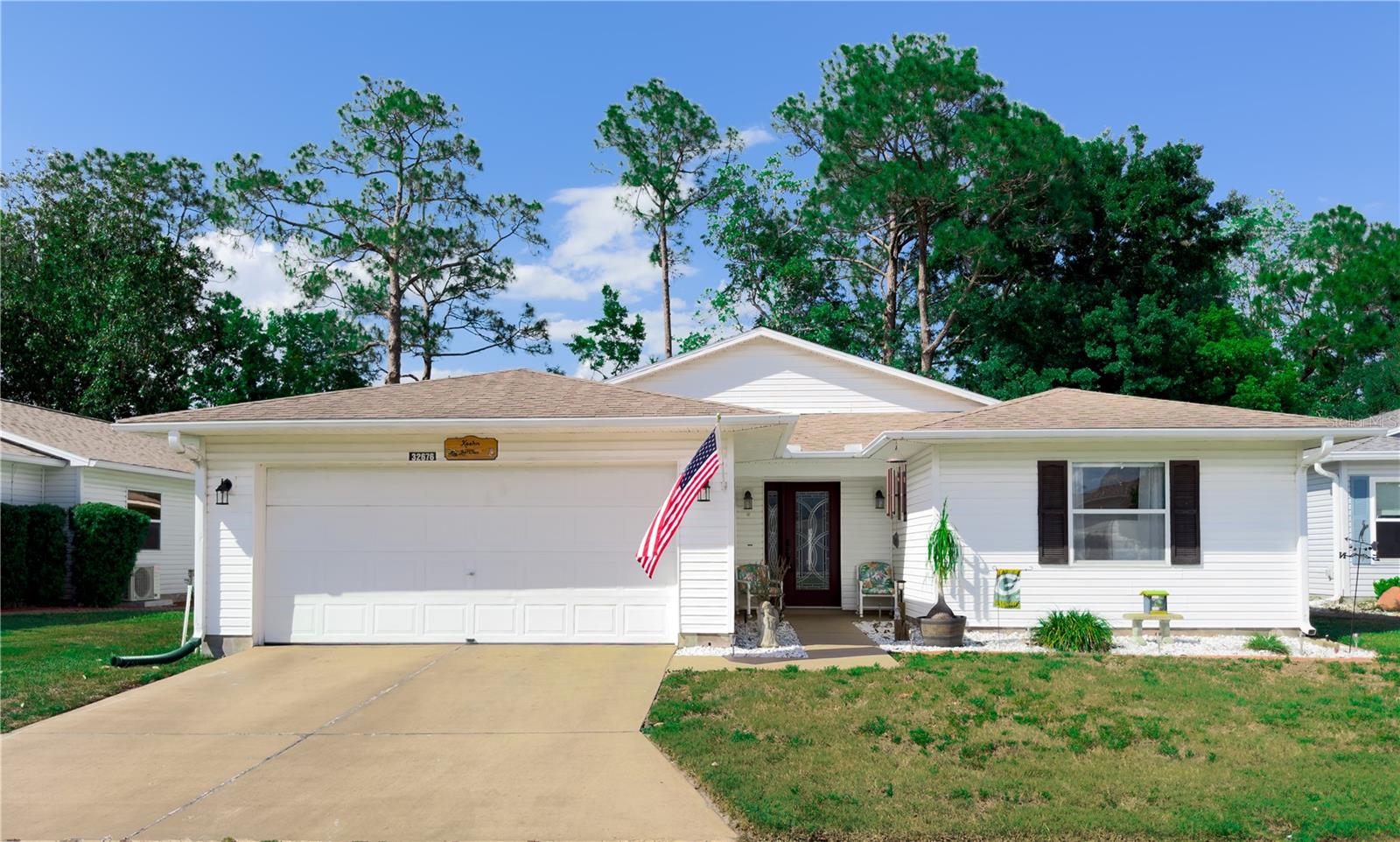 32676 OAK PARK DR, LEESBURG, FL