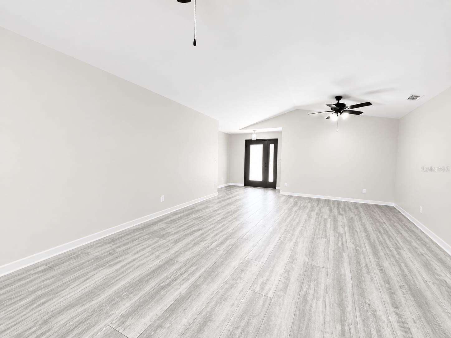 32676 OAK PARK DR, LEESBURG, FL — photo 9