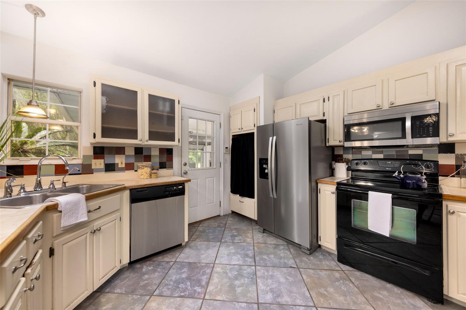 818 NW 202ND ST, NEWBERRY, FL — photo 15