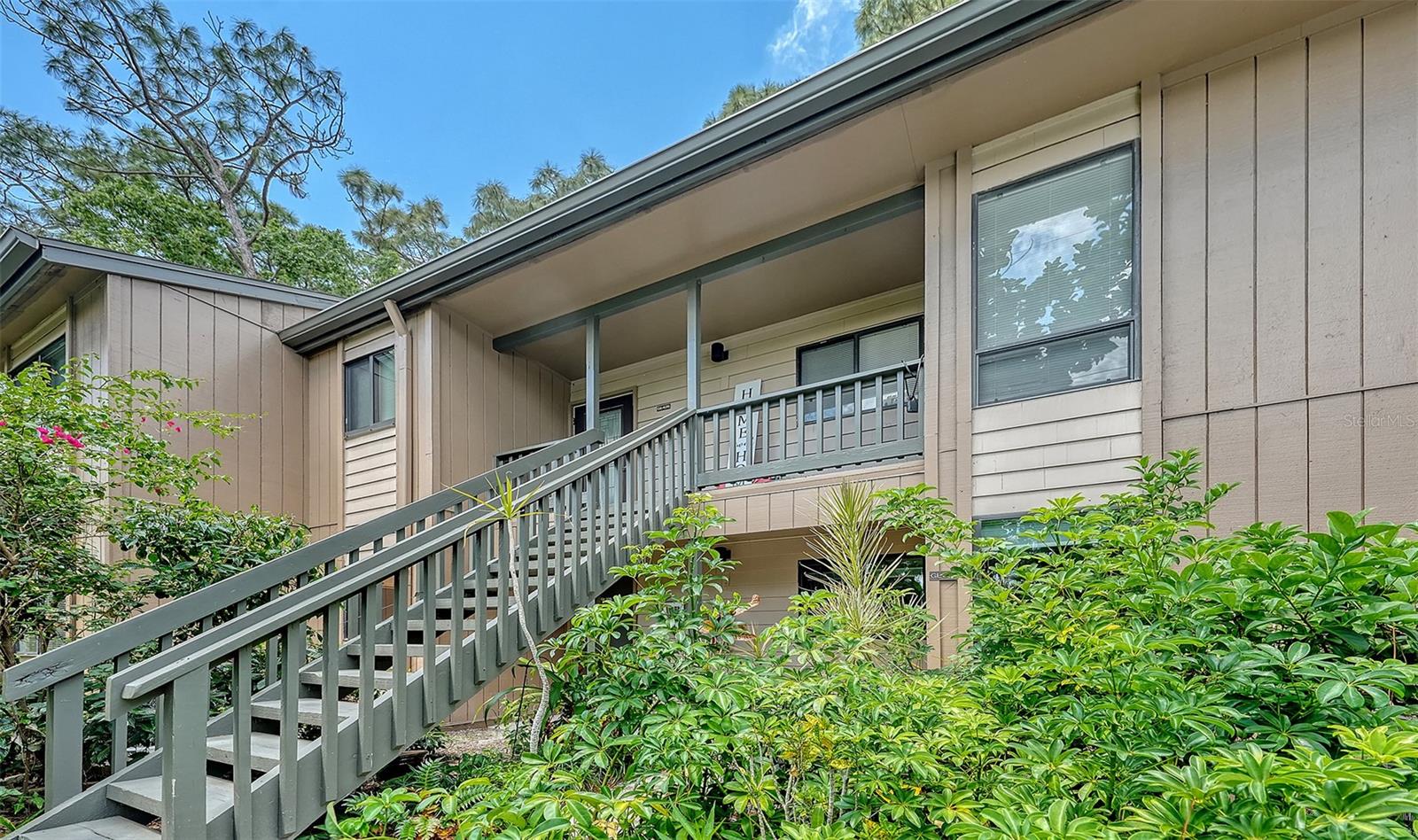 1720 GLENHOUSE DR #326, SARASOTA, FL — photo 2