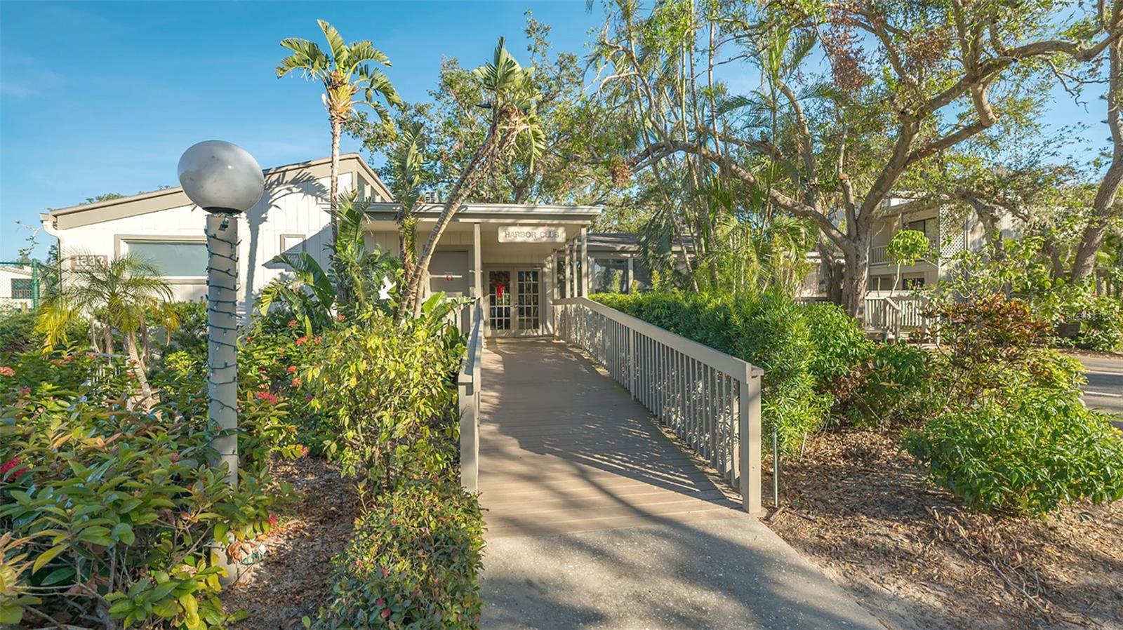 1720 GLENHOUSE DR #326, SARASOTA, FL — photo 29