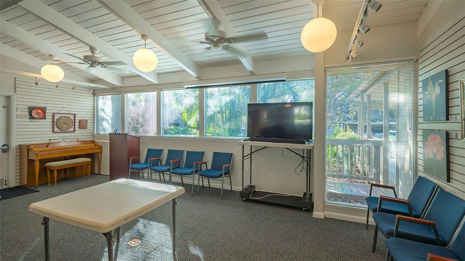 1720 GLENHOUSE DR #326, SARASOTA, FL — photo 32