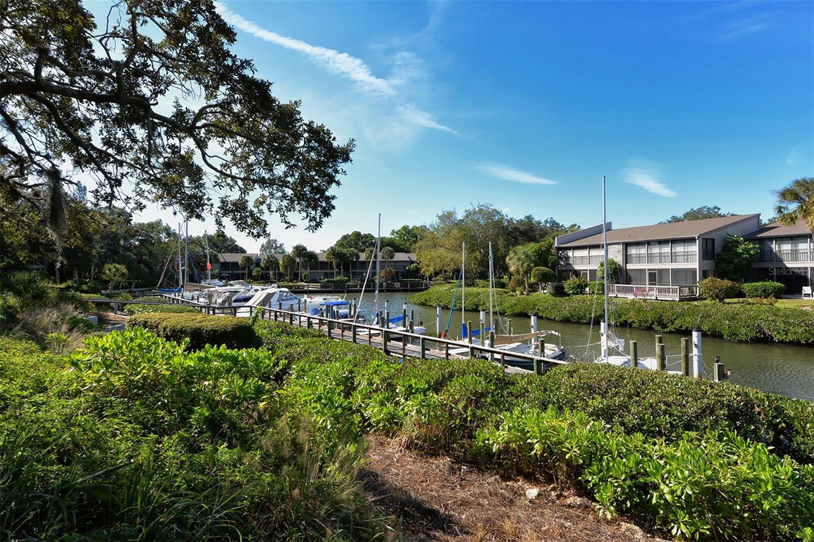 1720 GLENHOUSE DR #326, SARASOTA, FL — photo 39