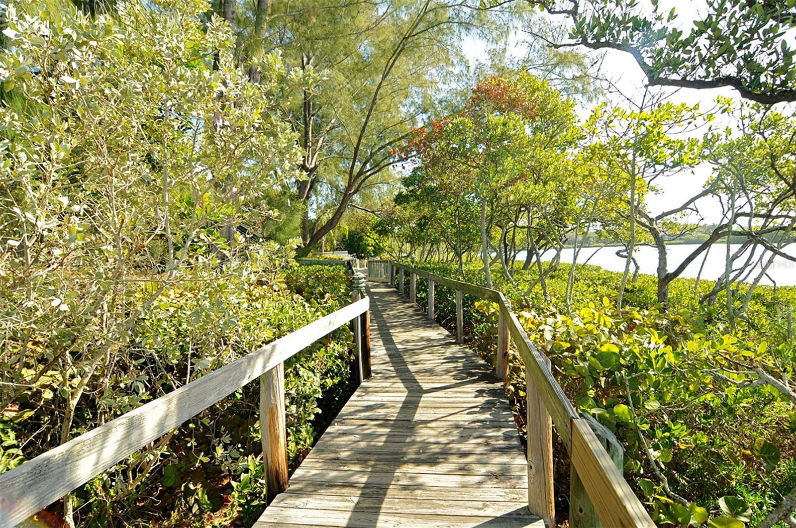 1720 GLENHOUSE DR #326, SARASOTA, FL — photo 45
