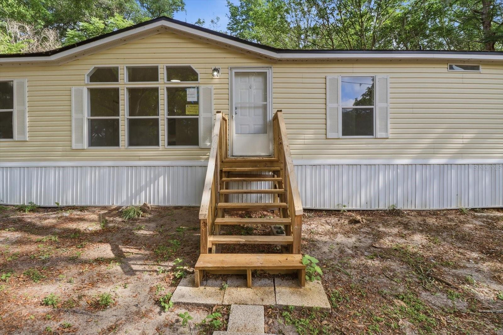 2565 E NORTH ST, INVERNESS, FL — photo 2