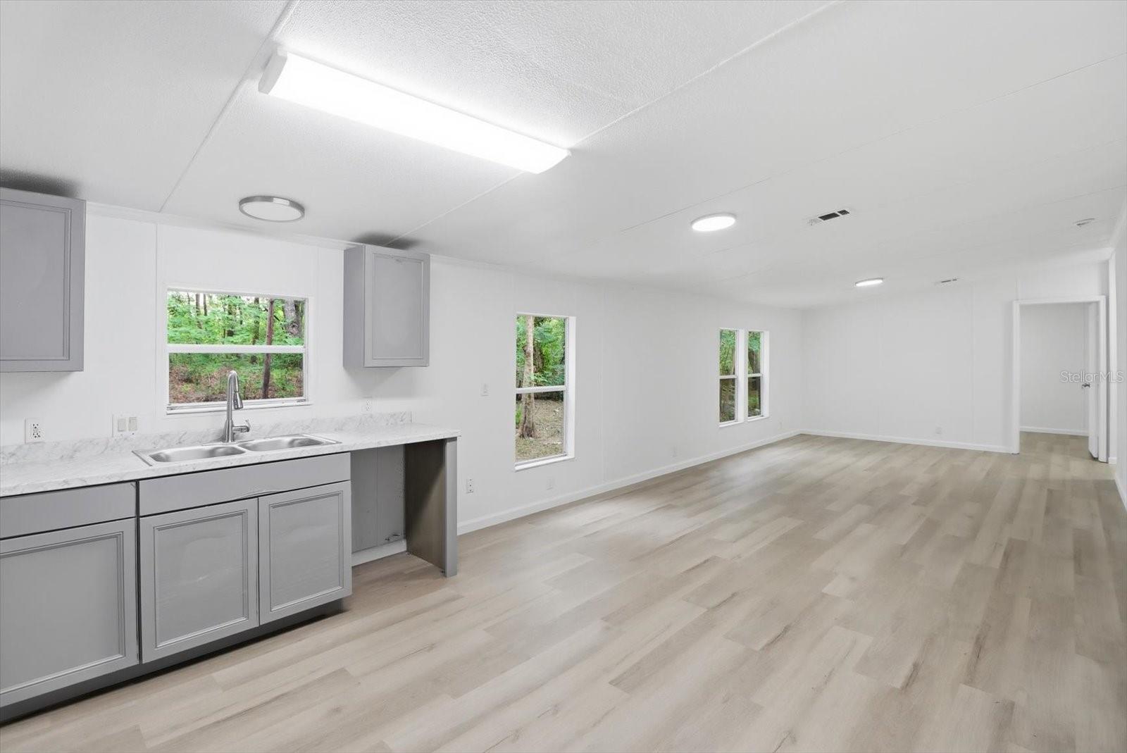 2565 E NORTH ST, INVERNESS, FL — photo 13