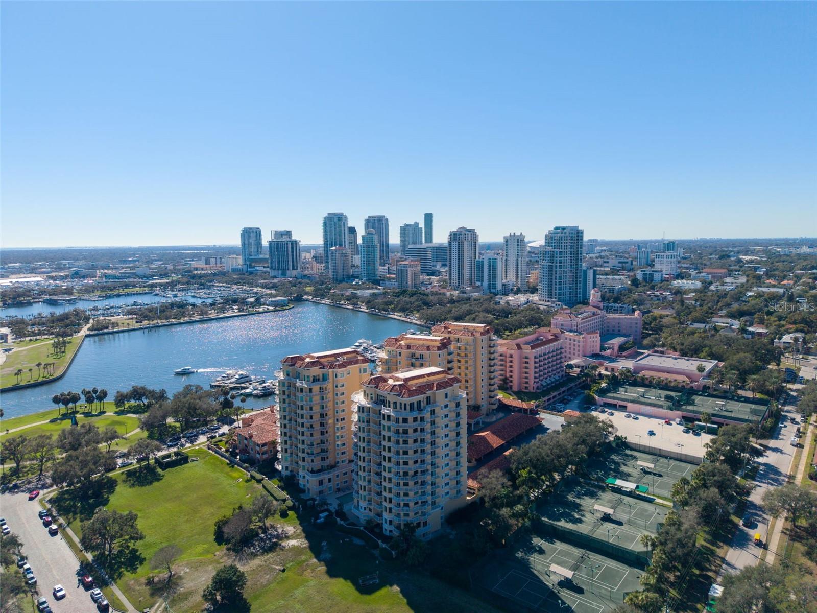 555 5TH AVE NE #1122, ST PETERSBURG, FL — photo 56