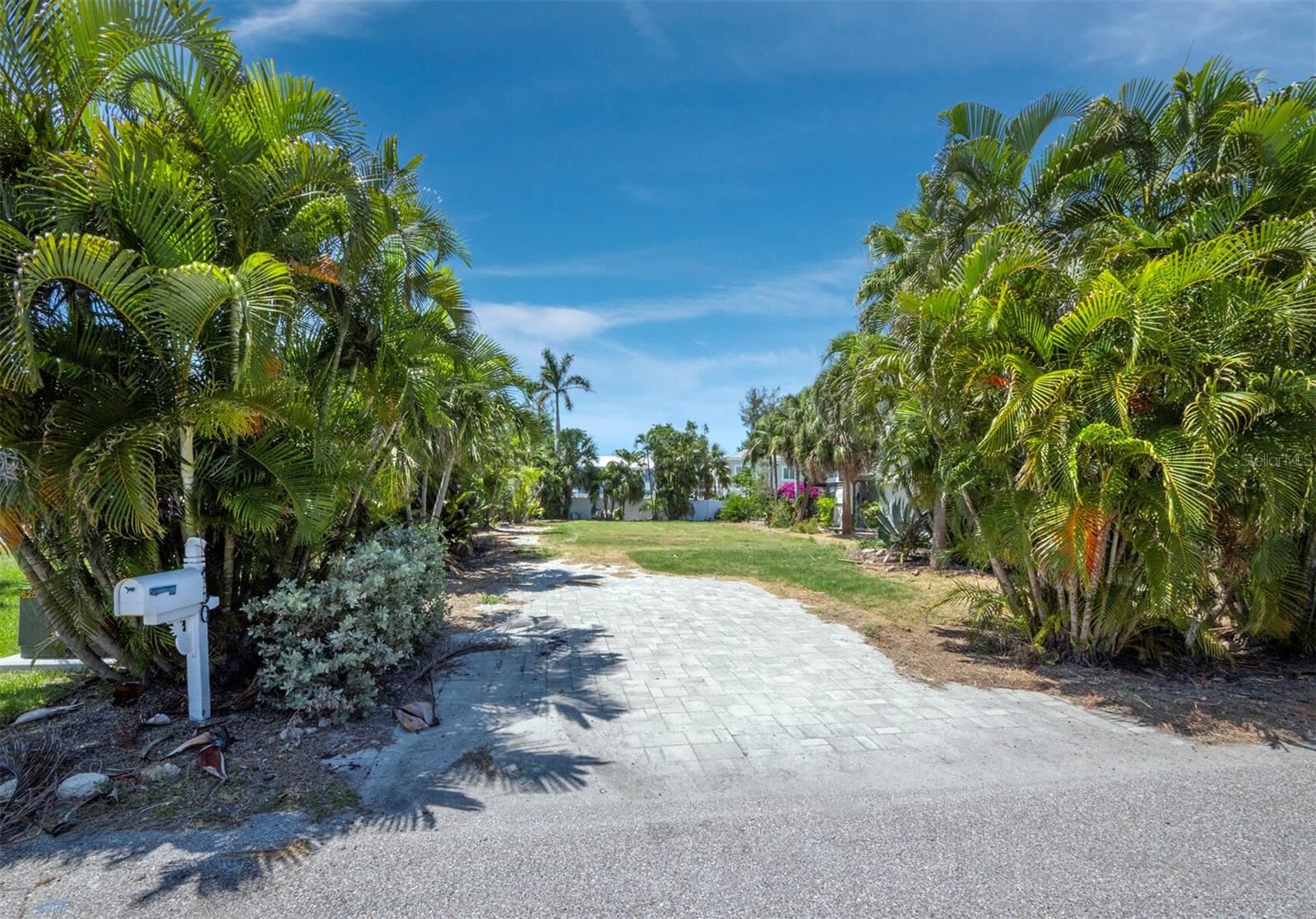 450 FIREHOUSE CT, LONGBOAT KEY, FL