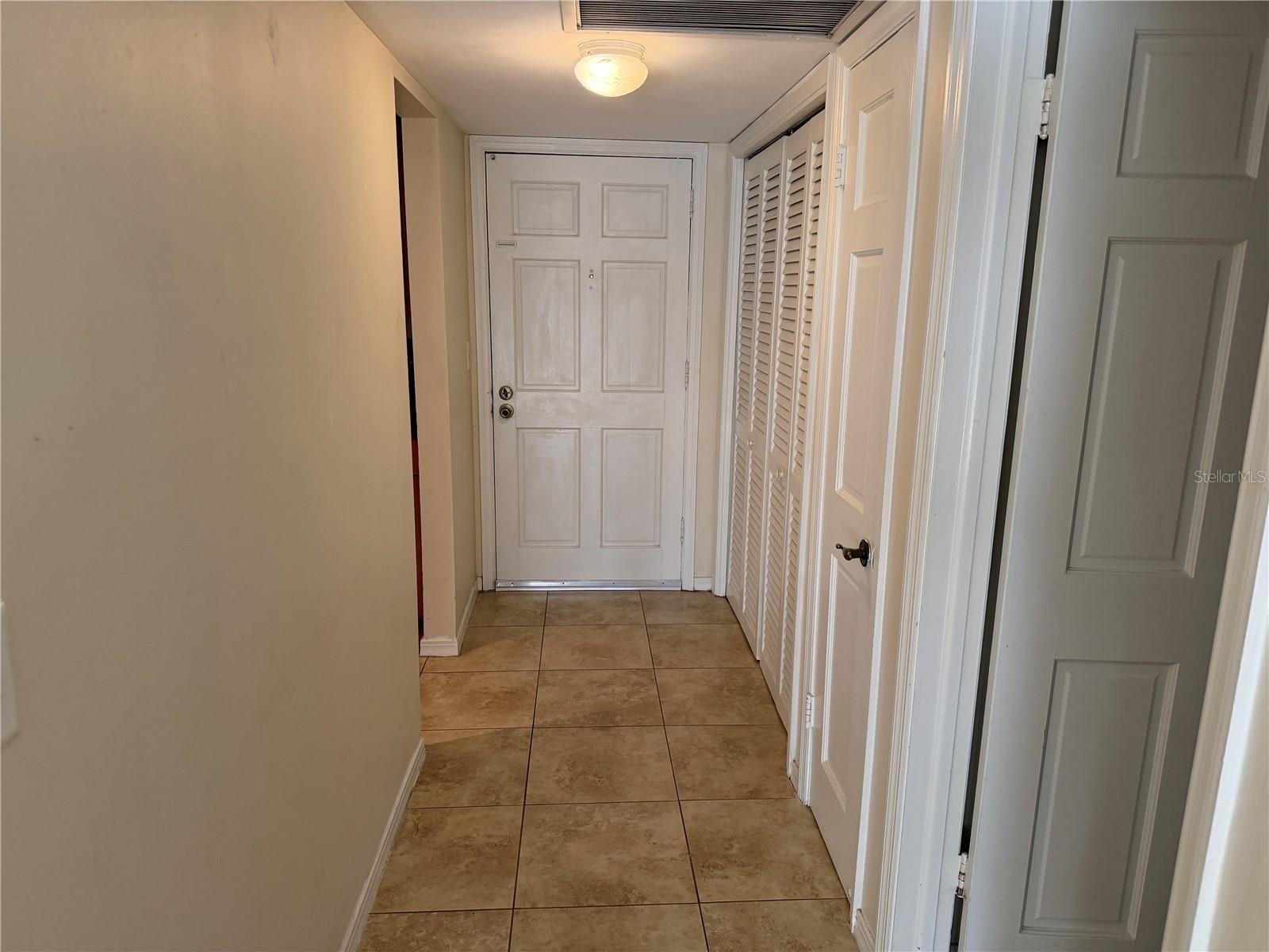 10335 CARROLLWOOD LN #116, TAMPA, FL — photo 3