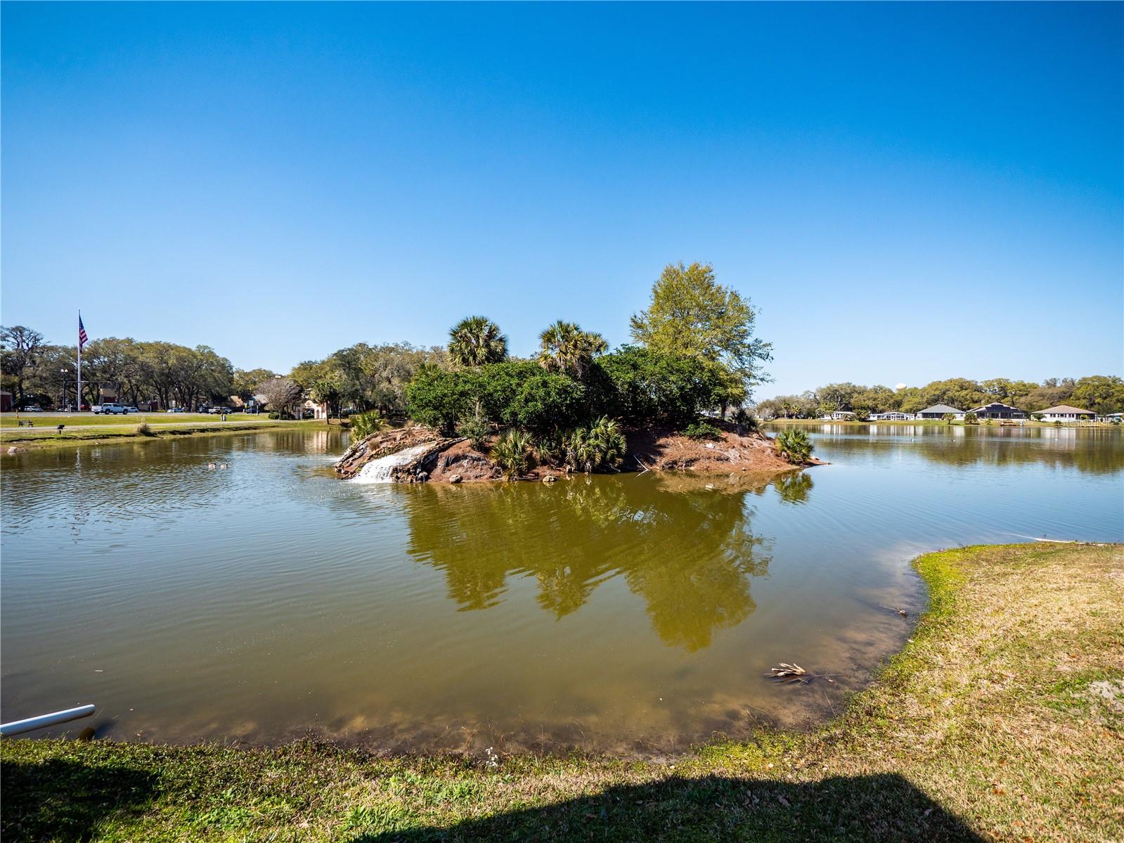 309 LAGRANDE BLVD, LADY LAKE, FL — photo 57