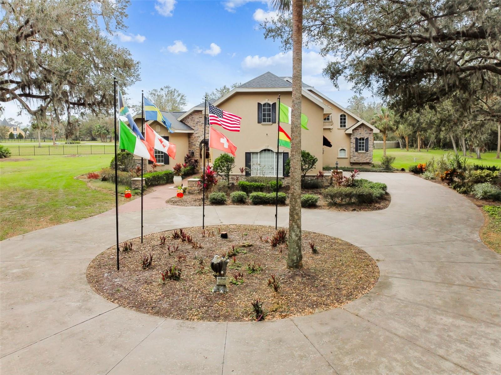 12709 MANNHURST OAK LN, LITHIA, FL — photo 4
