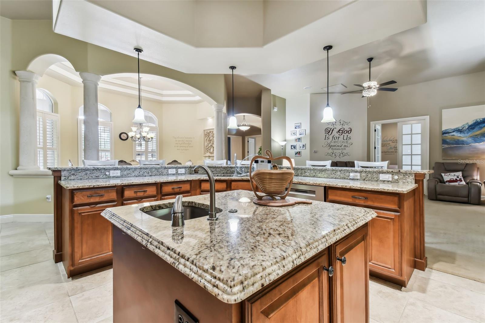 12709 MANNHURST OAK LN, LITHIA, FL — photo 20