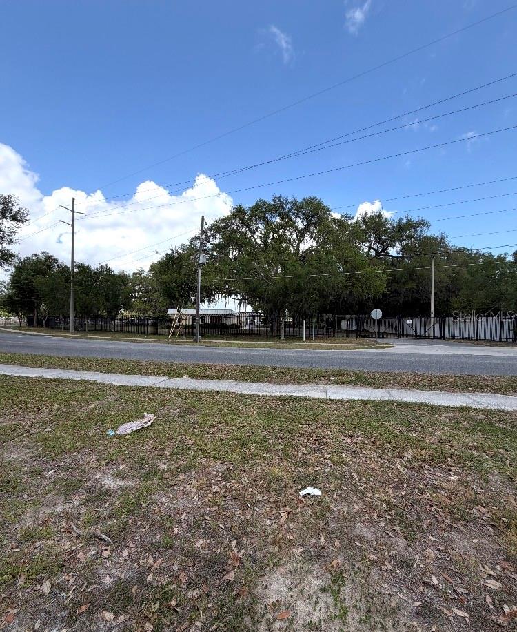 N OAKLAND ST, LEESBURG, FL — photo 9