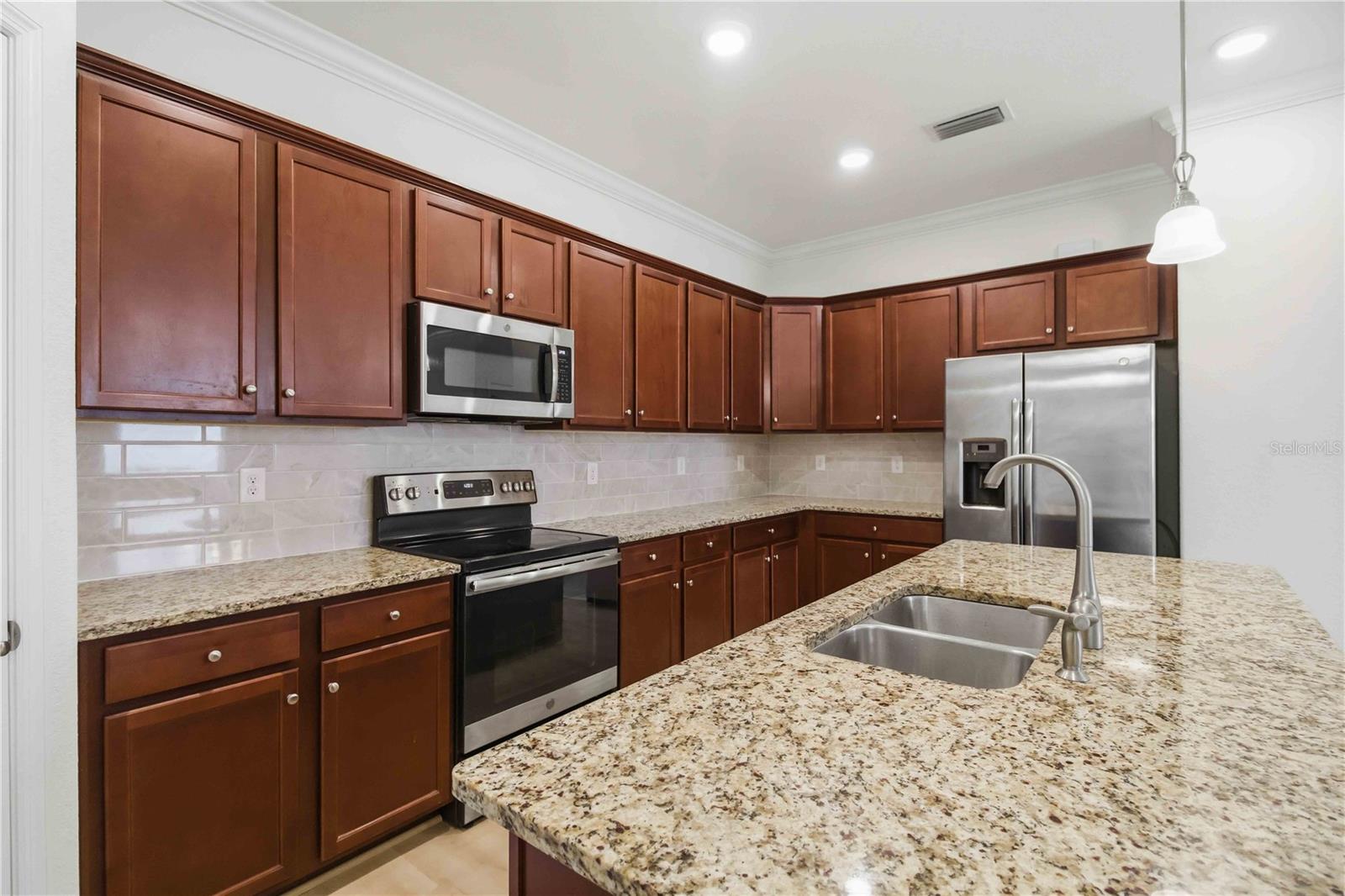 19345 CRUISE DR, VENICE, FL — photo 9