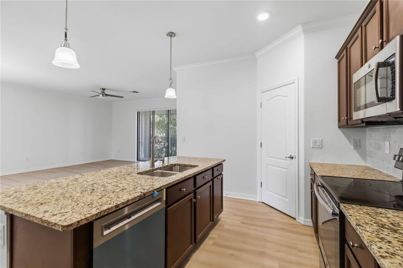 19345 CRUISE DR, VENICE, FL — photo 10