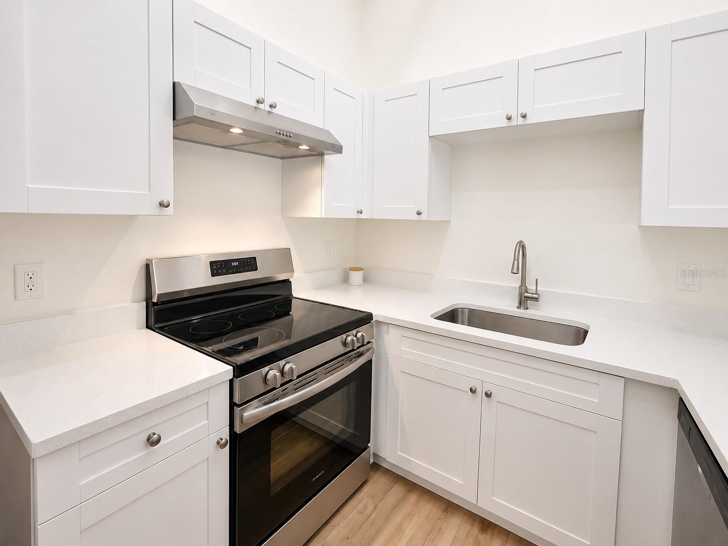 607 S WESTLAND AVE #19, TAMPA, FL — photo 10