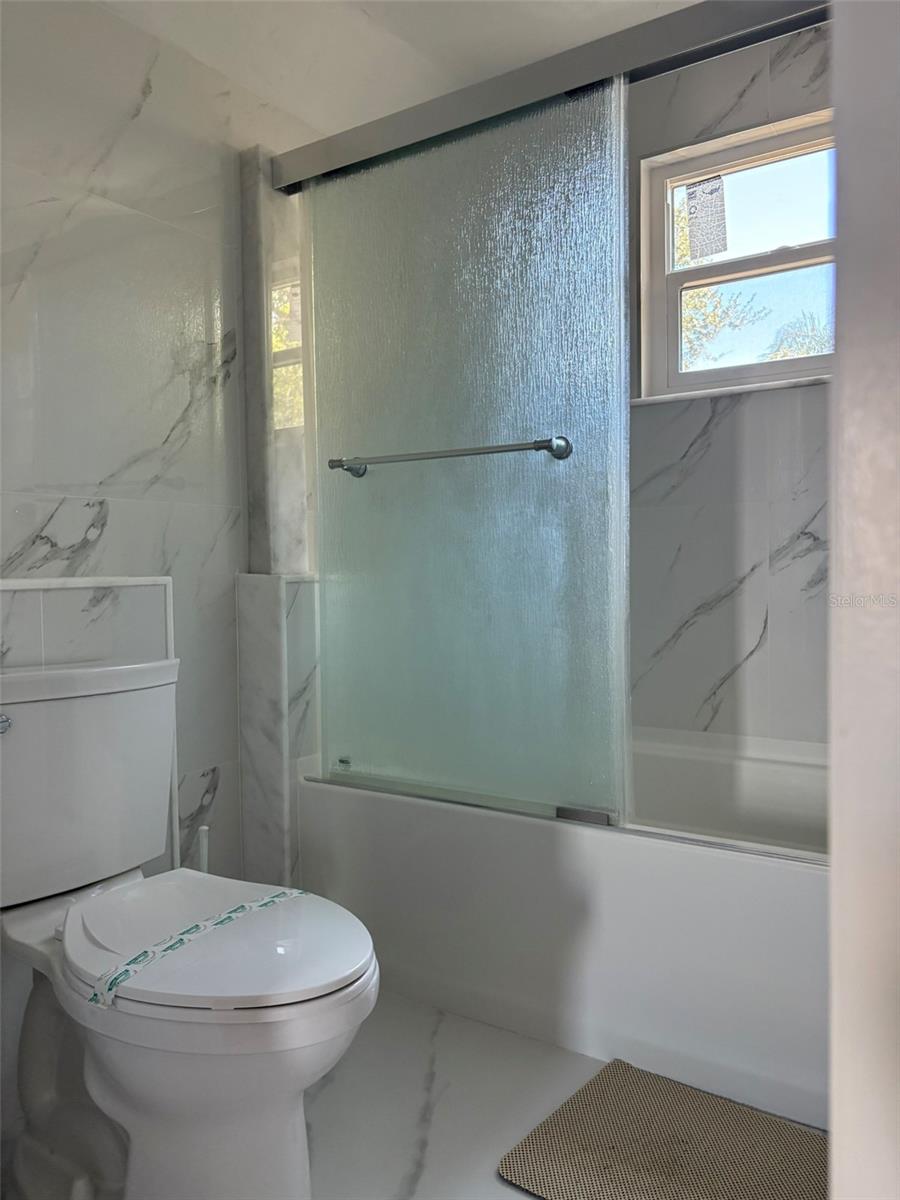 2570 LOMA LINDA ST, SARASOTA, FL — photo 12