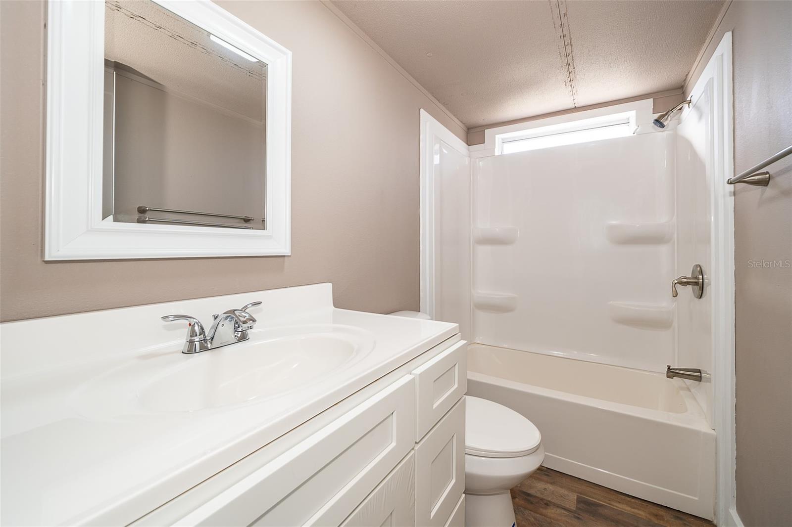 101 CAROLINE AVE, LADY LAKE, FL — photo 27