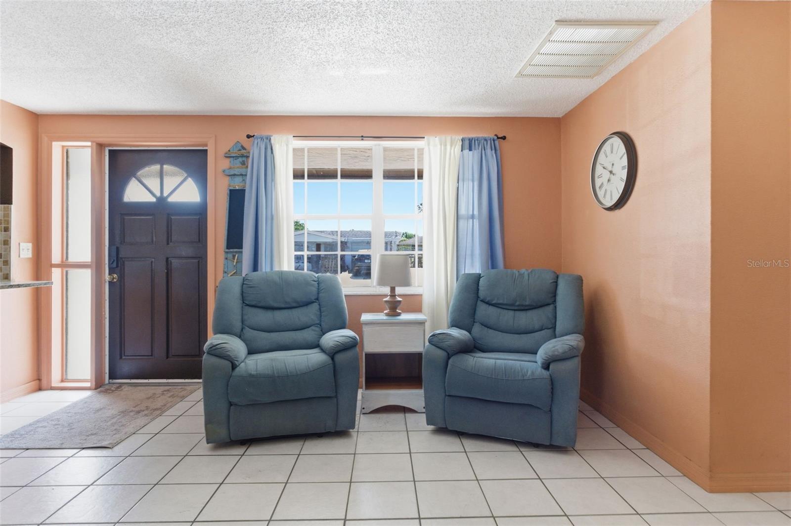 8829 EILEEN DR, PORT RICHEY, FL — photo 4