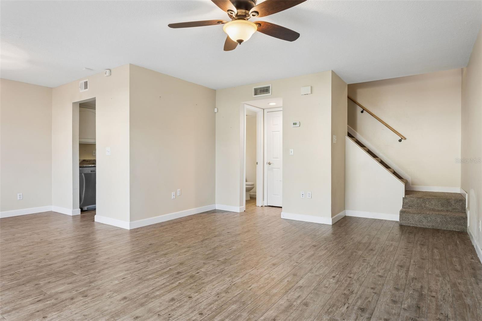 6341 TREETOP CIR #6341, TEMPLE TERRACE, FL — photo 4