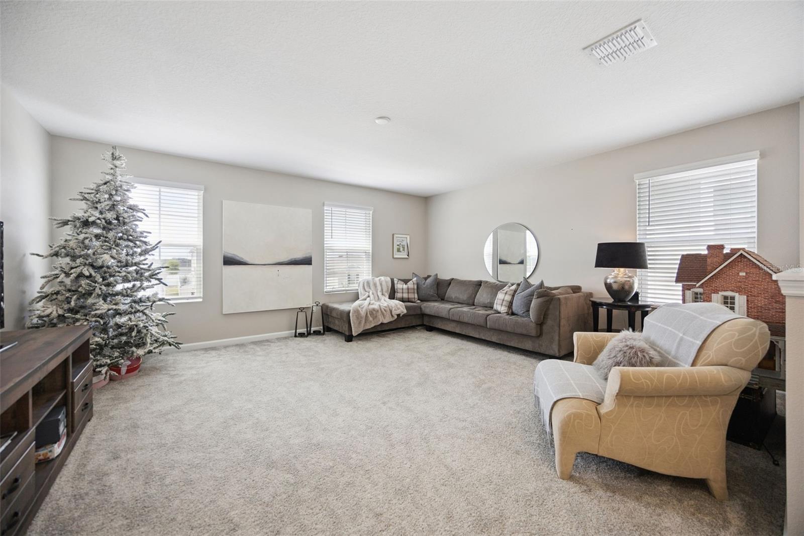 1550 SUGARBELLE CIR, MASCOTTE, FL — photo 31