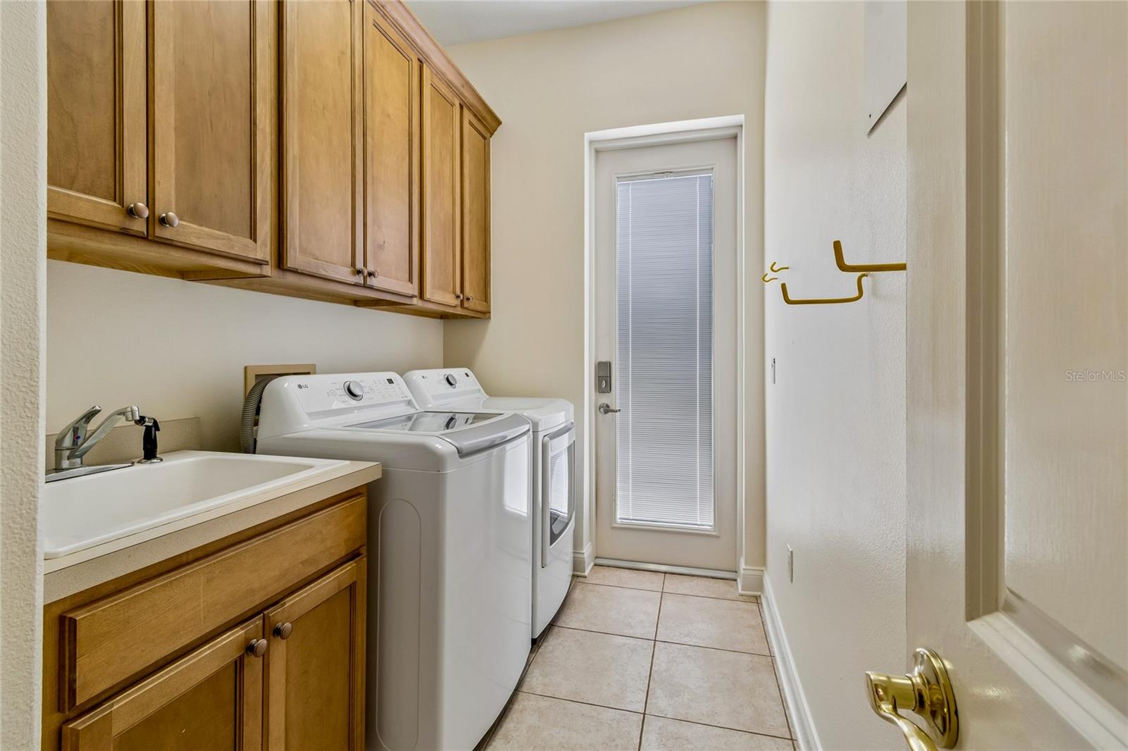 601 VIENTO DE AVILA, TAMPA, FL — photo 23