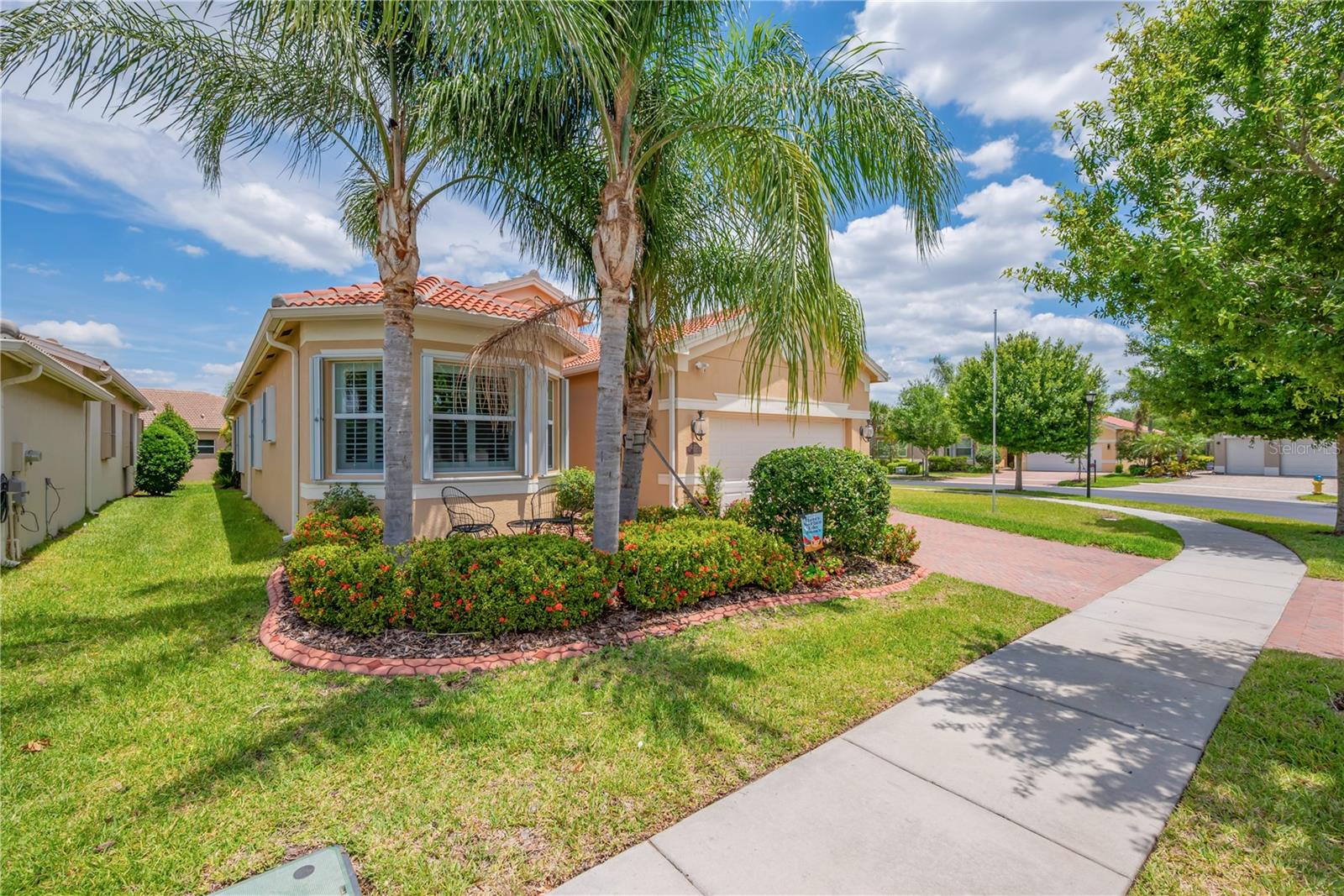 4853 GRAND BANKS DR, WIMAUMA, FL