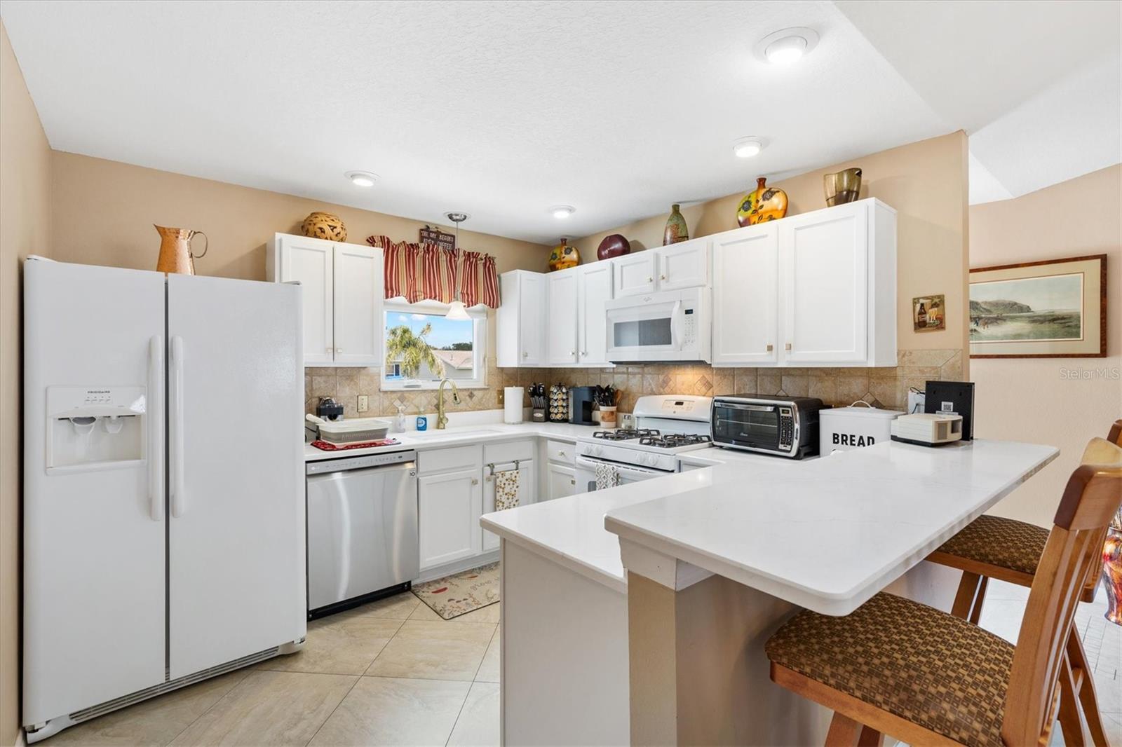 470 OBOE WAY, THE VILLAGES, FL — photo 4