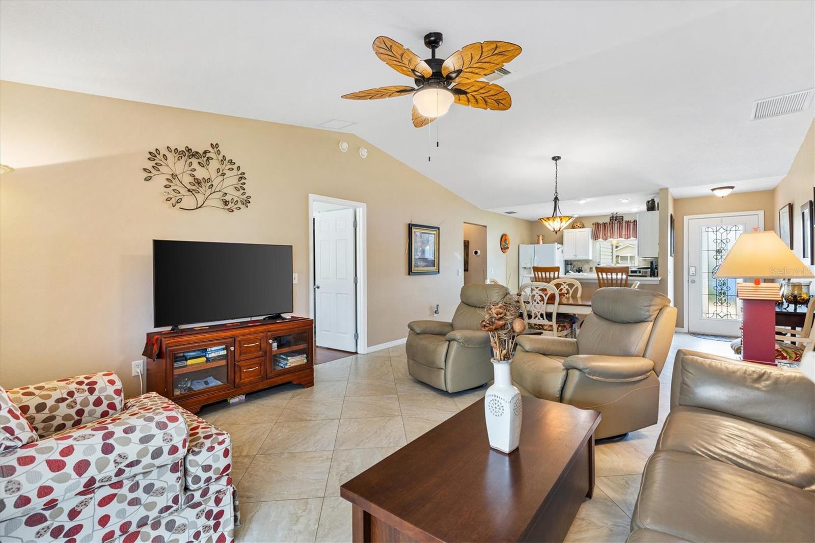 470 OBOE WAY, THE VILLAGES, FL — photo 8