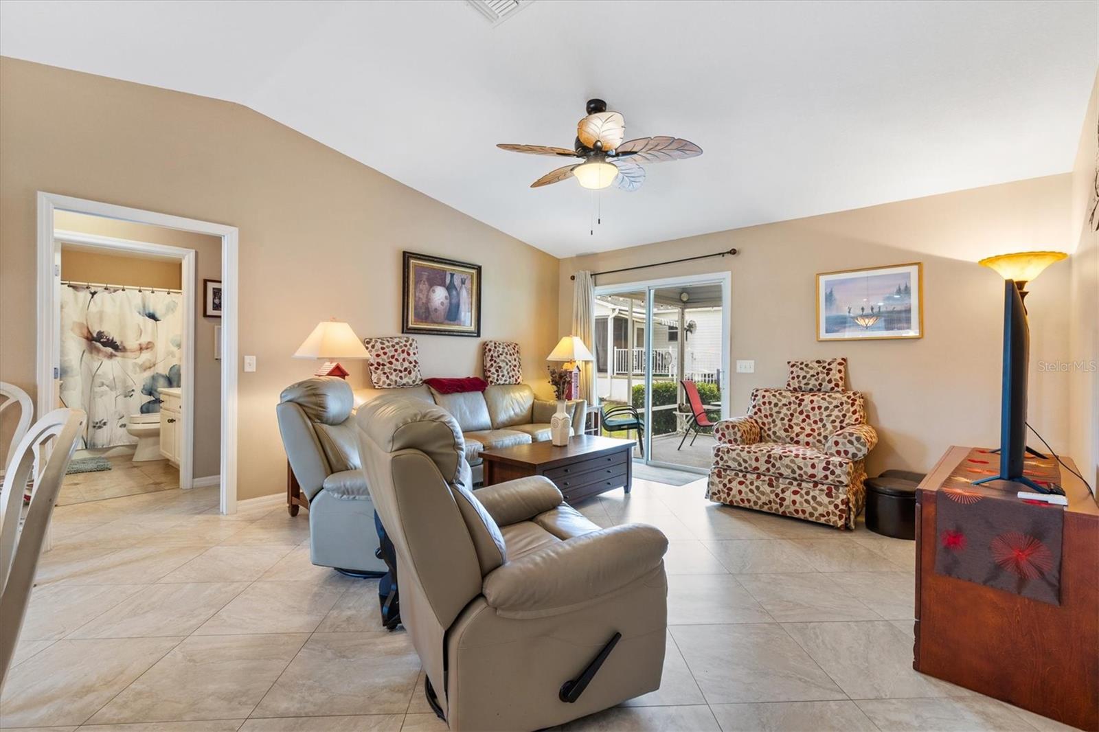 470 OBOE WAY, THE VILLAGES, FL — photo 11