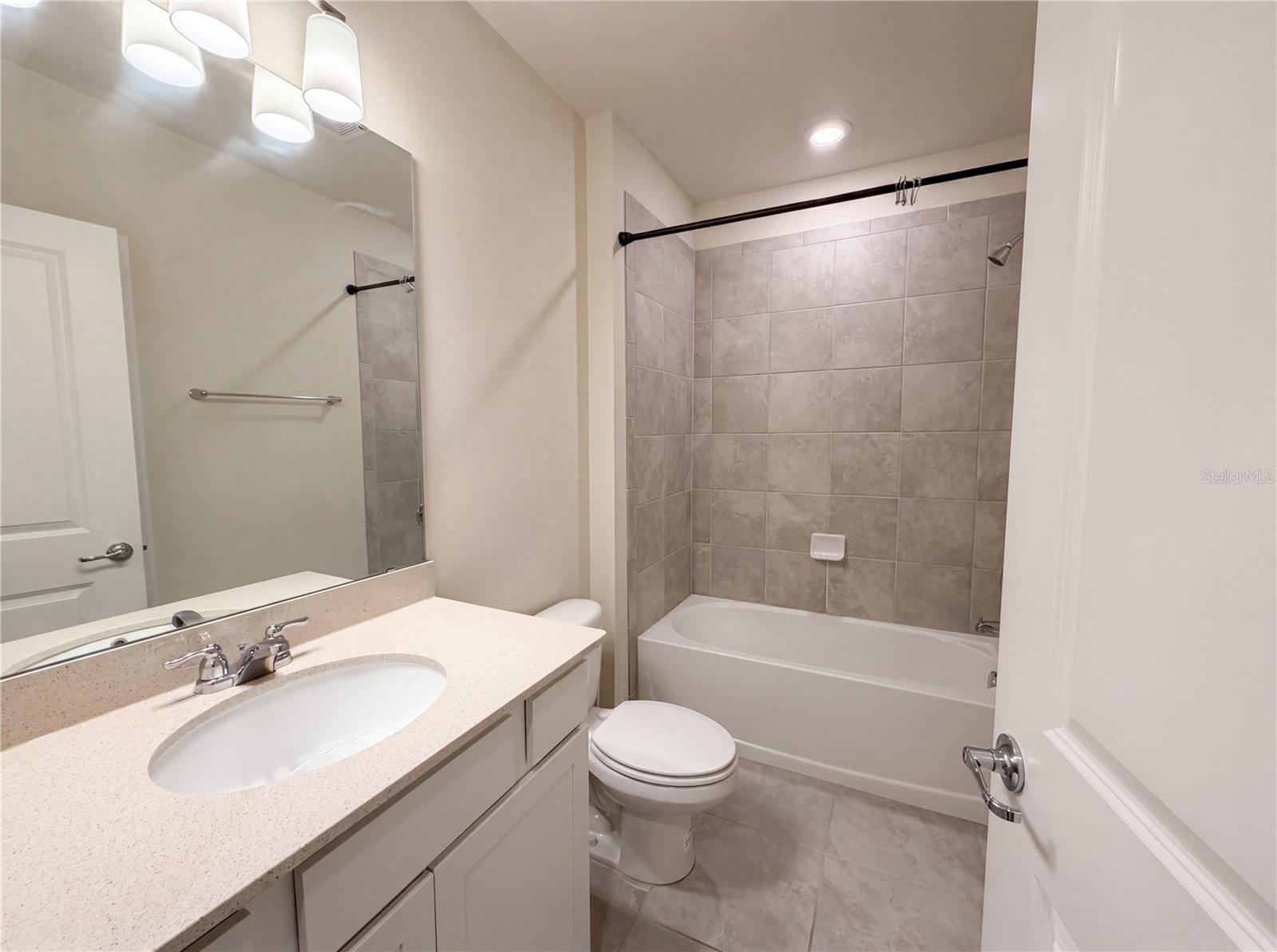 7768 SYRACUSE DR, CLERMONT, FL — photo 32