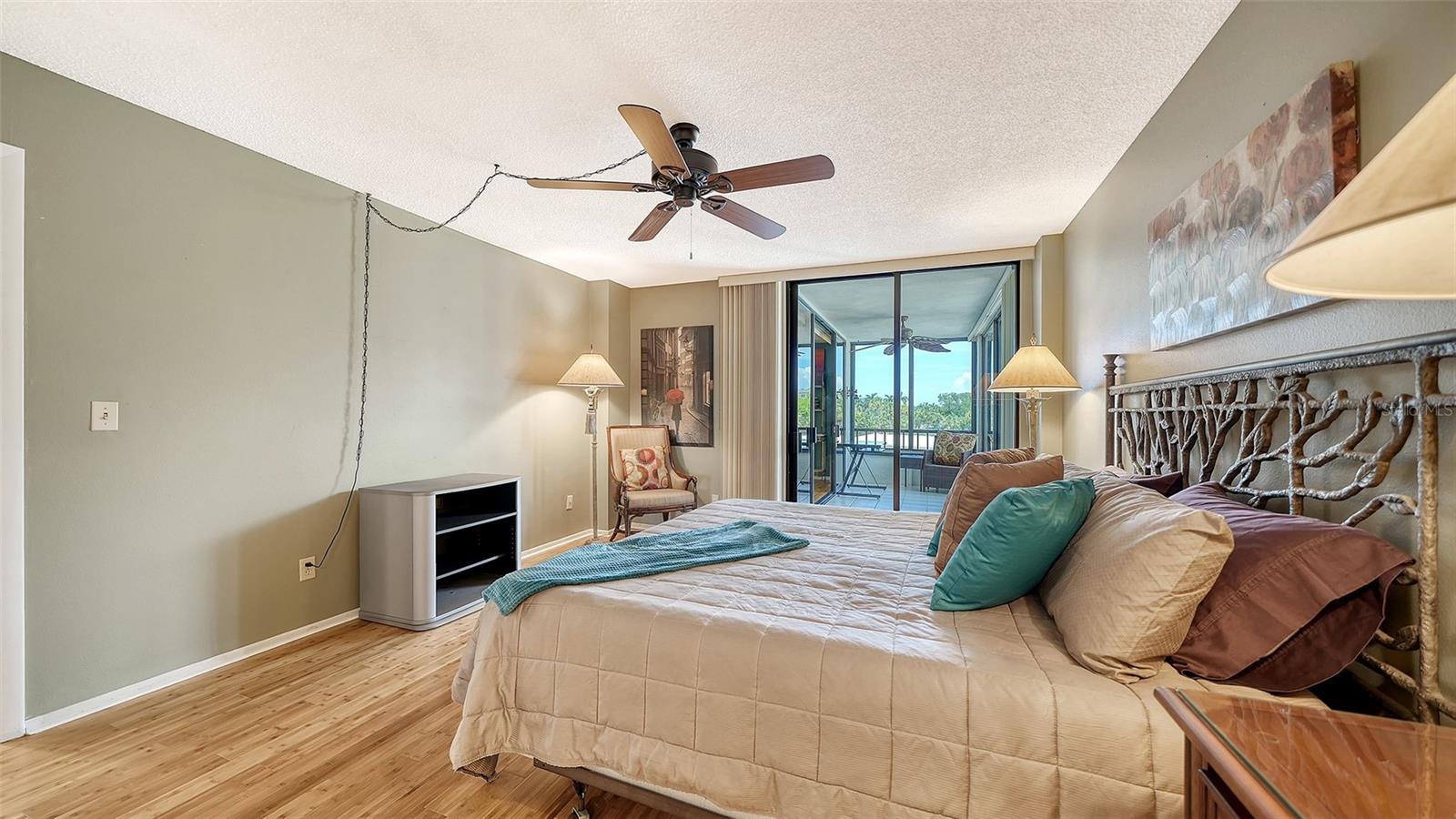 8773 MIDNIGHT PASS RD #302G, SARASOTA, FL — photo 24