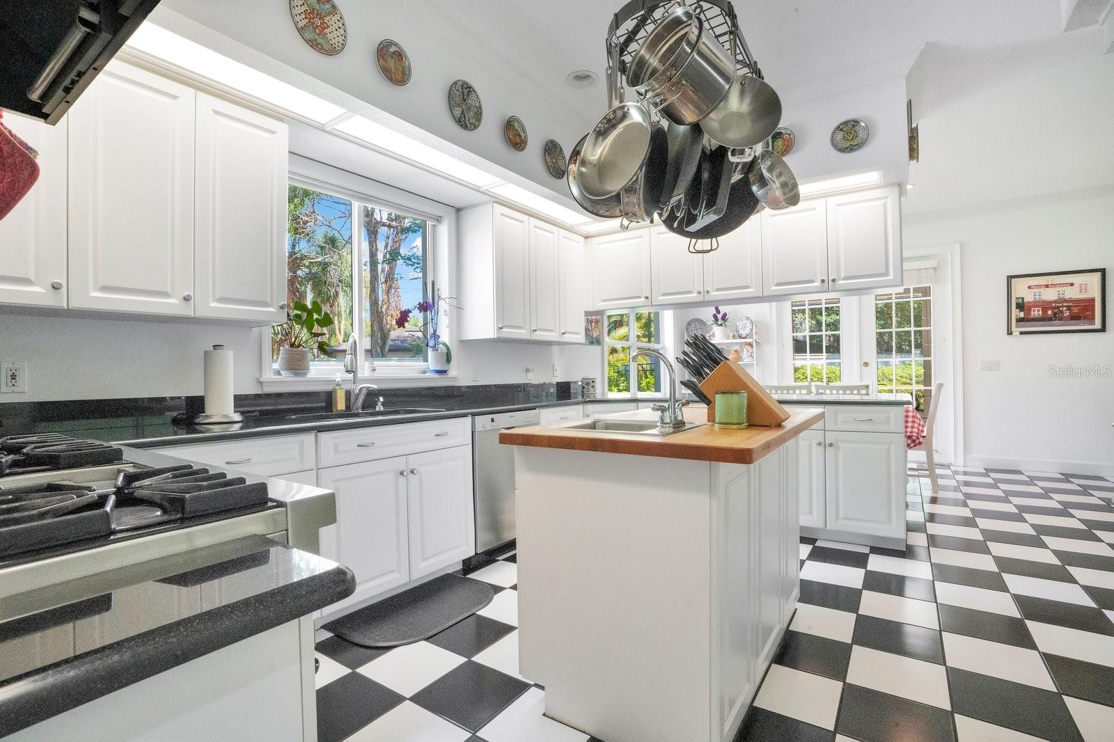 1451 HOLLINGSWORTH OAKS DR, LAKELAND, FL — photo 19