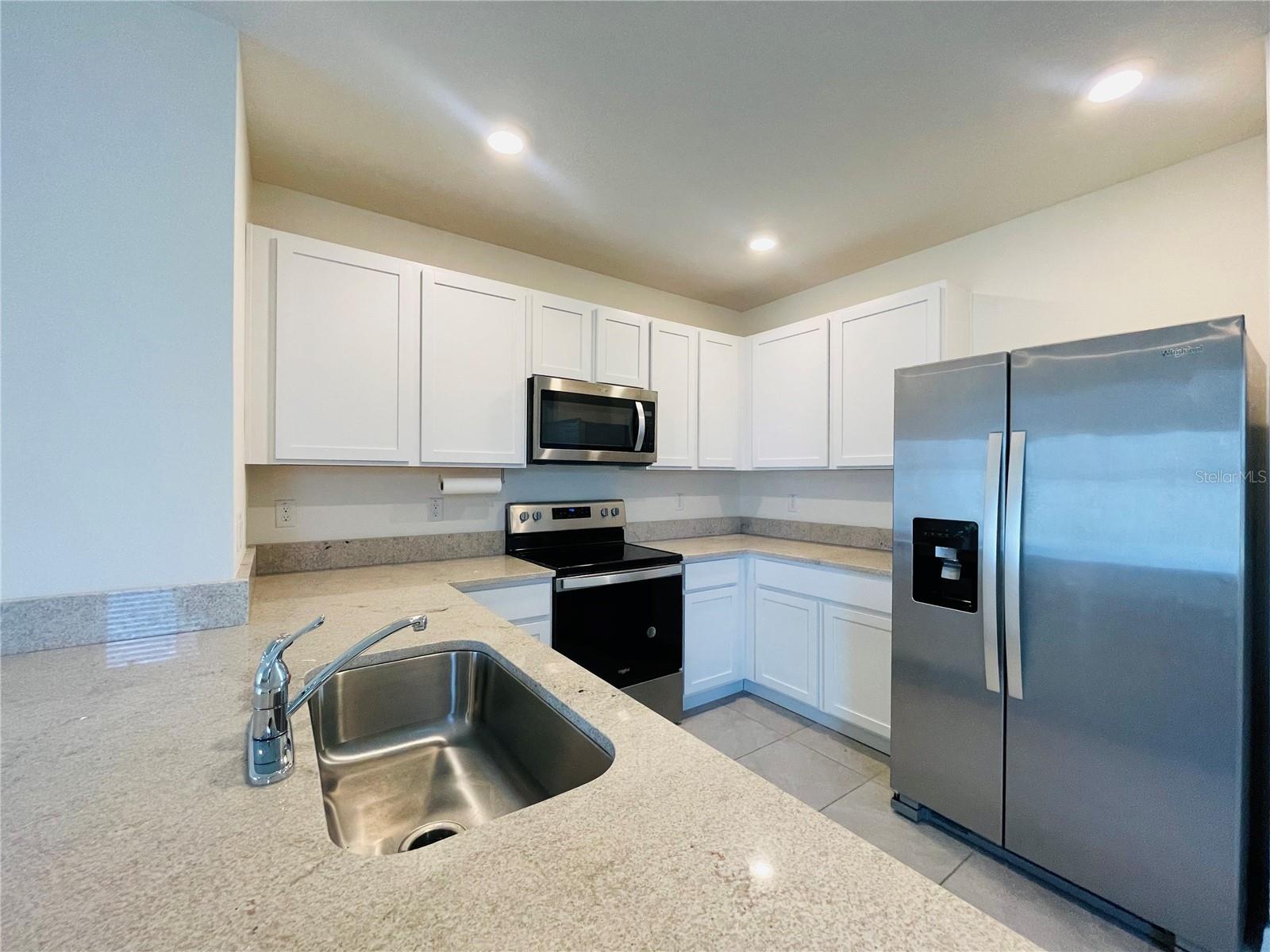 17043 OVAL RUM DR, WIMAUMA, FL — photo 15