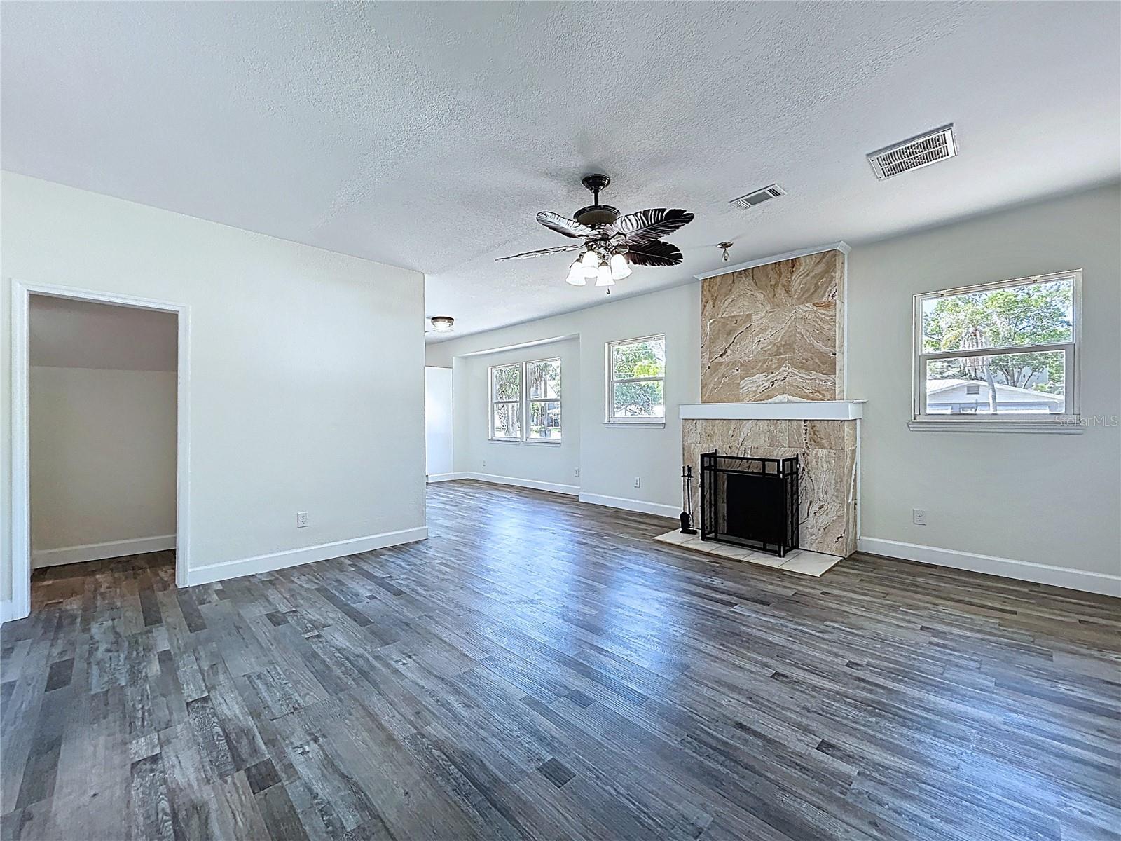 313 JEFFERSON AVE S, OLDSMAR, FL — photo 17
