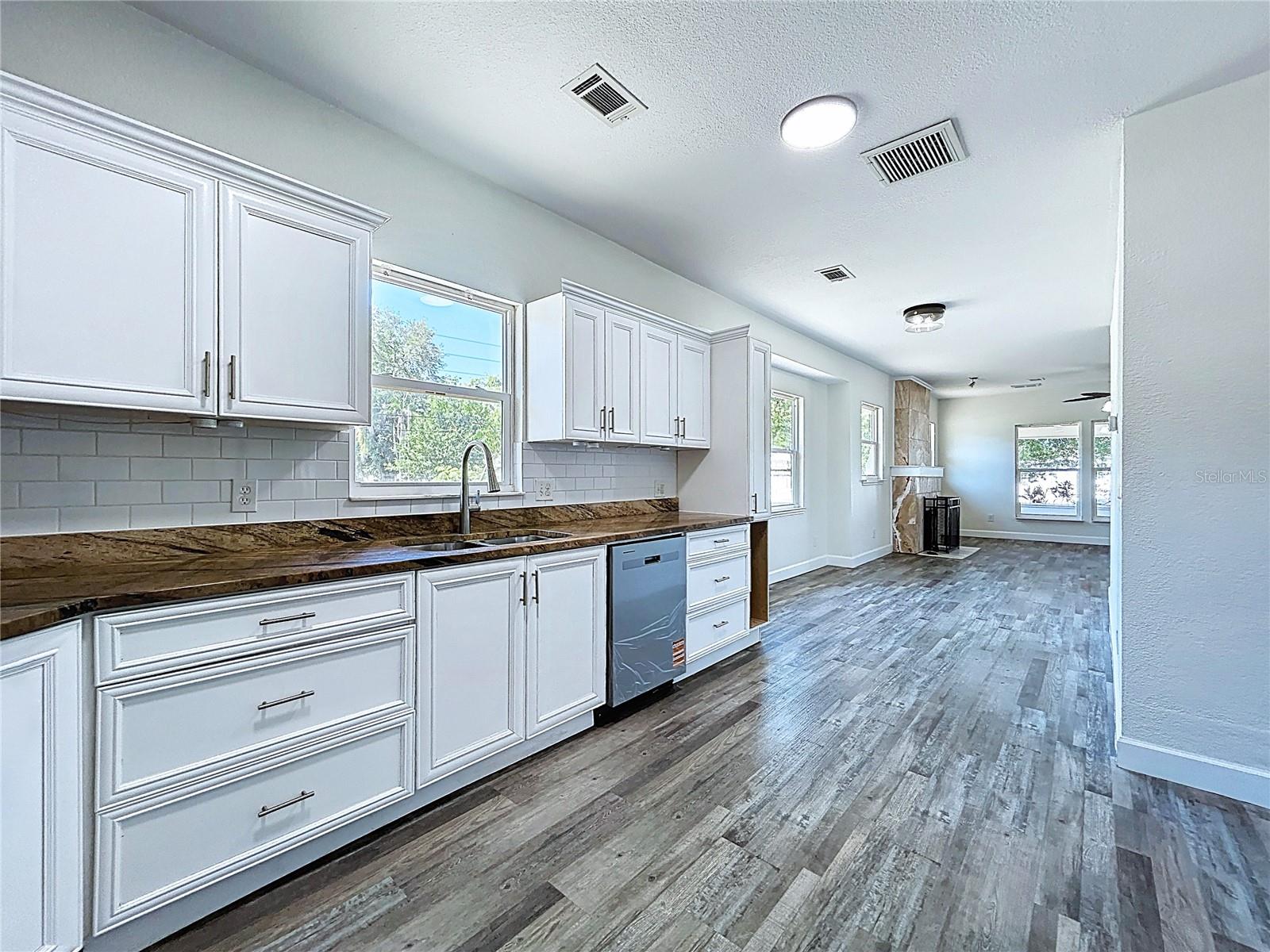 313 JEFFERSON AVE S, OLDSMAR, FL — photo 28