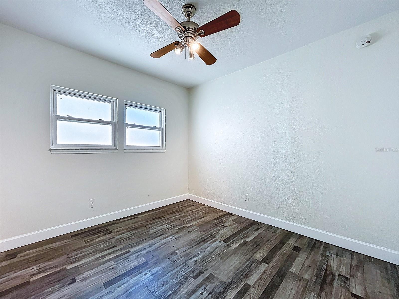 313 JEFFERSON AVE S, OLDSMAR, FL — photo 32