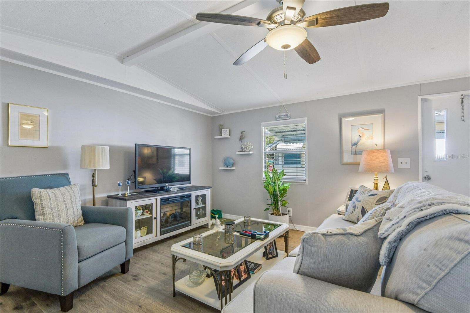 3204 POND HOLLOW ST, WESLEY CHAPEL, FL — photo 2