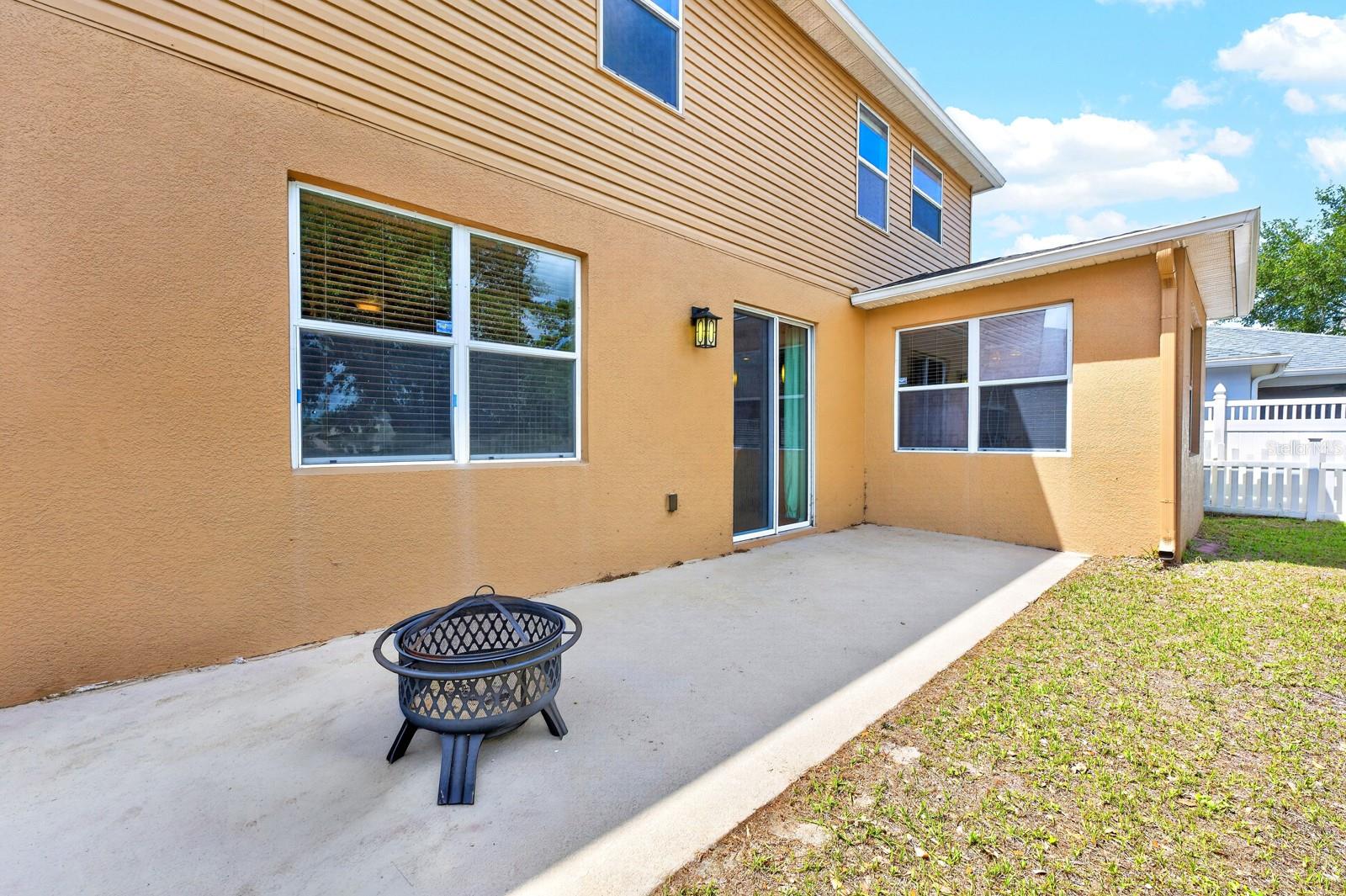 1681 STRATHMORE CIR, MOUNT DORA, FL — photo 53
