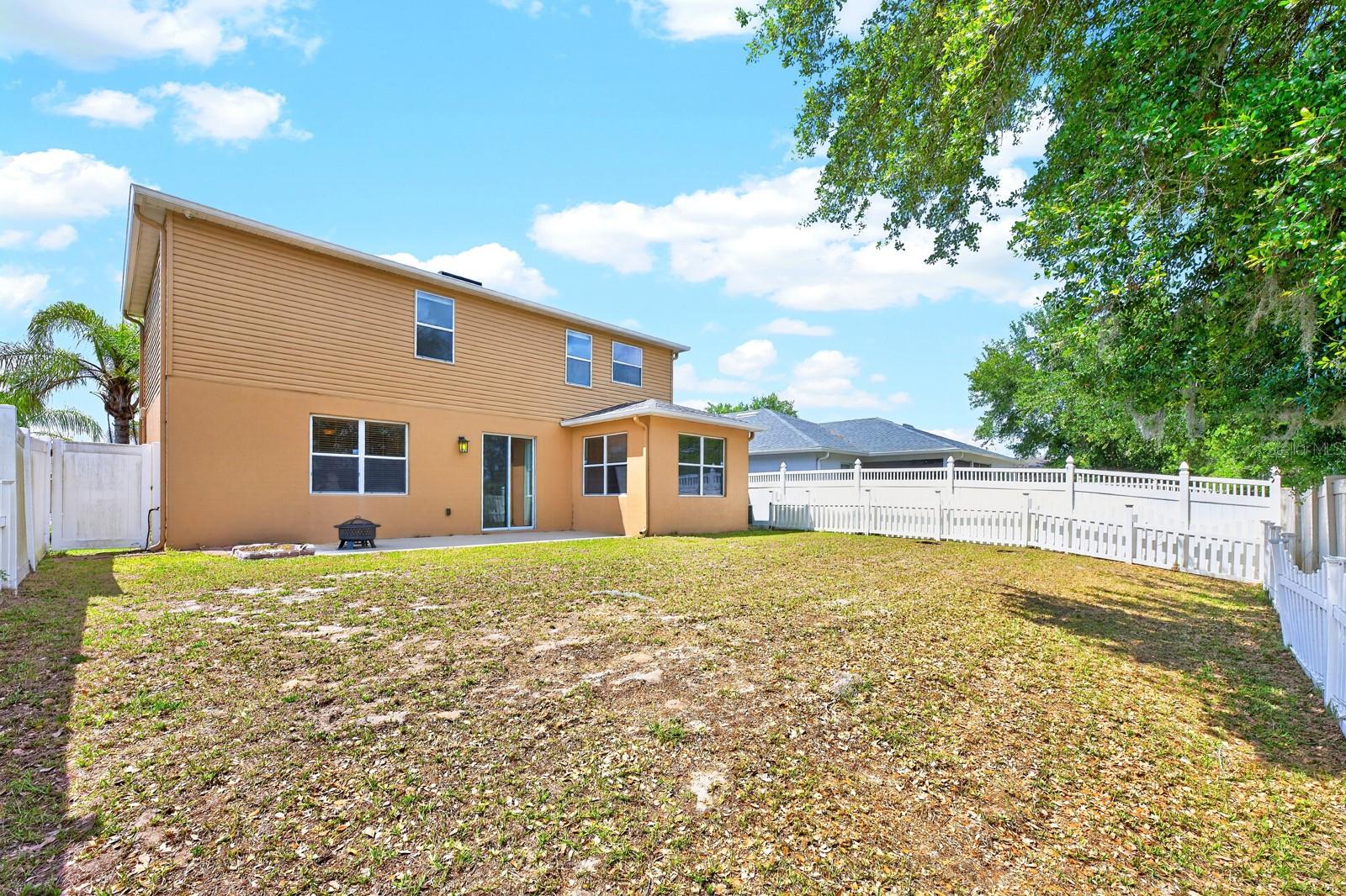 1681 STRATHMORE CIR, MOUNT DORA, FL — photo 56