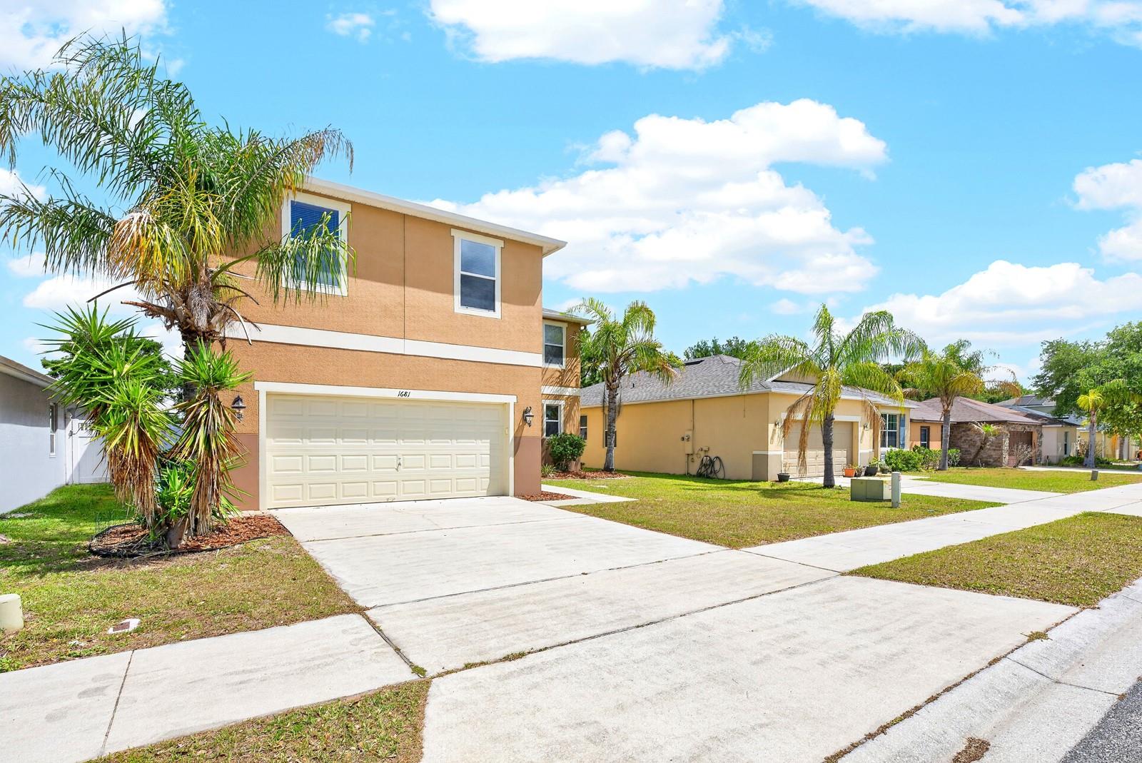1681 STRATHMORE CIR, MOUNT DORA, FL — photo 71