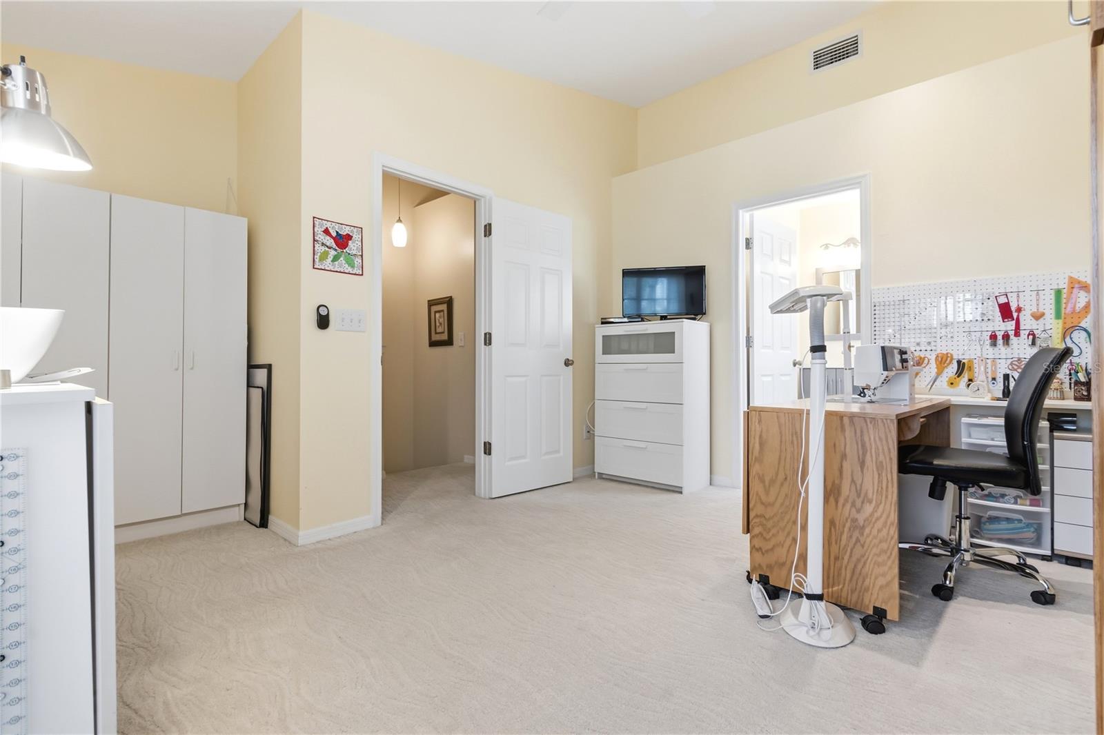 9034 LAKE PLACE LN #9034, TAMPA, FL — photo 35