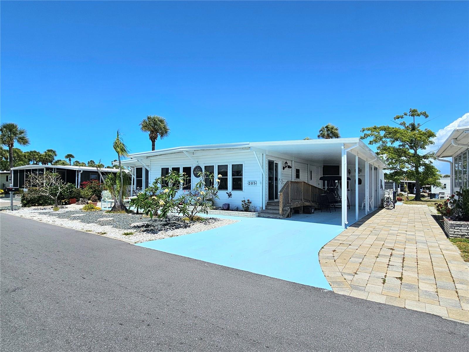 205 VIA VENETO, VENICE, FL