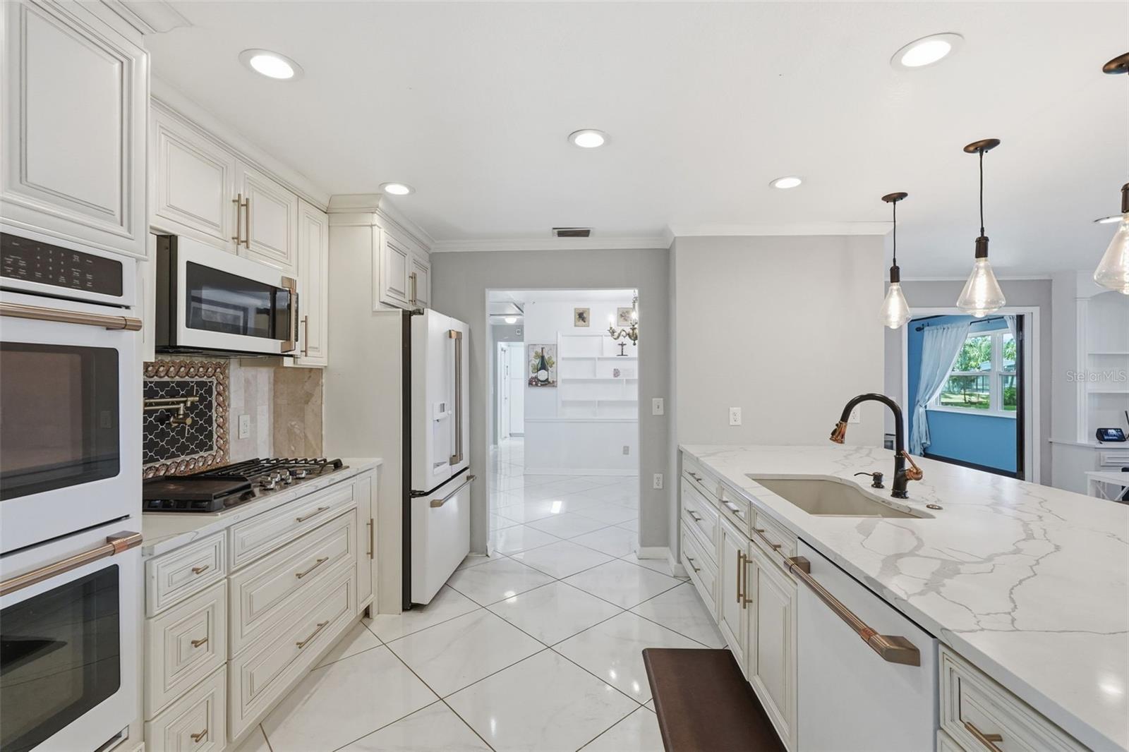 3678 E LAKE DR, LAND O LAKES, FL — photo 12