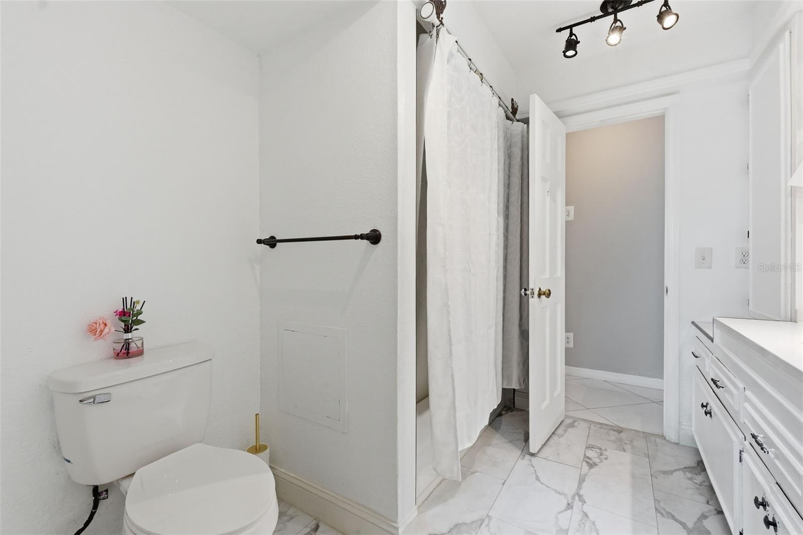 3678 E LAKE DR, LAND O LAKES, FL — photo 41